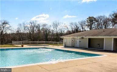 MILLERSVILLE - Residential