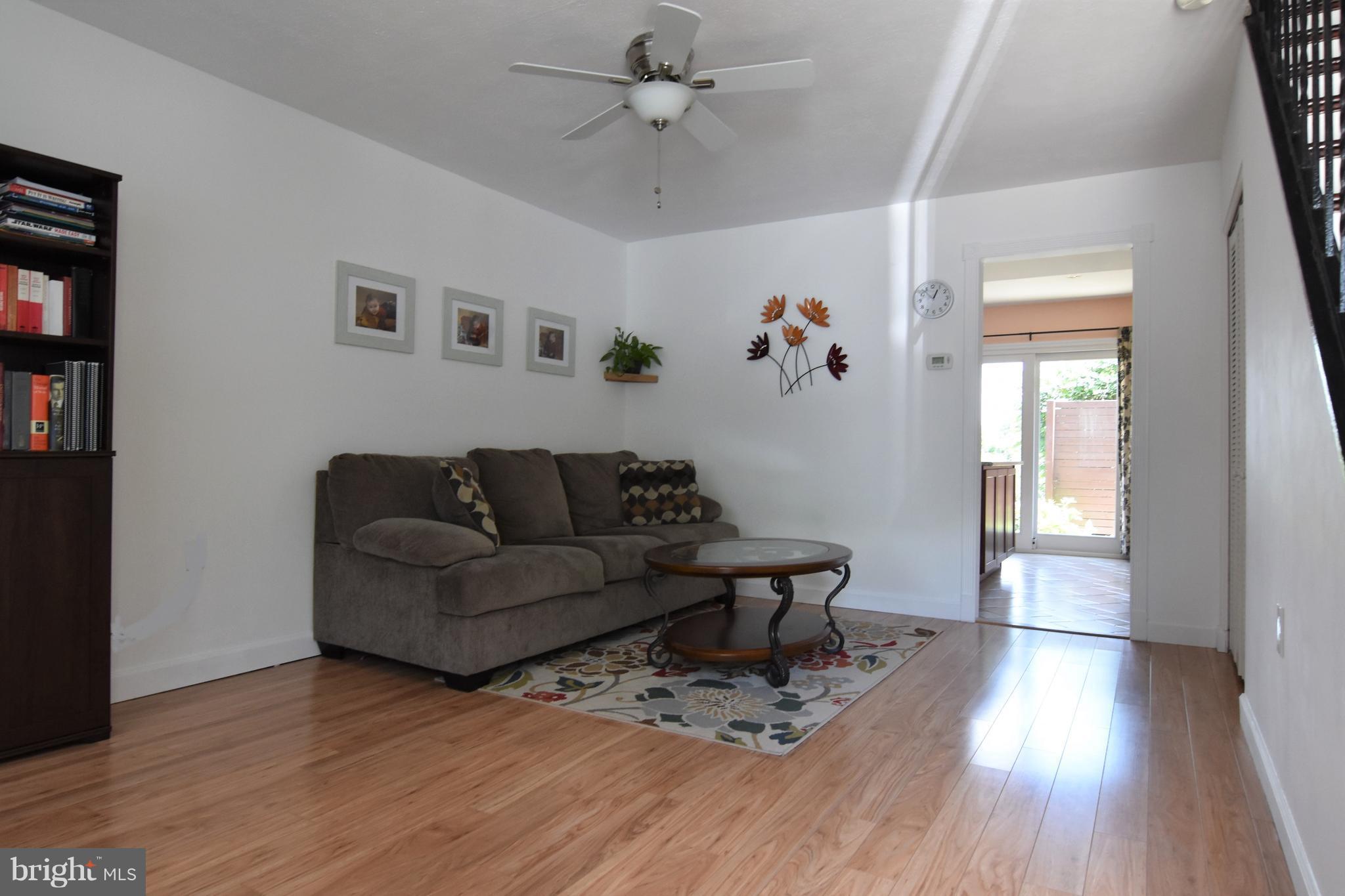 MILLERSVILLE - Residential