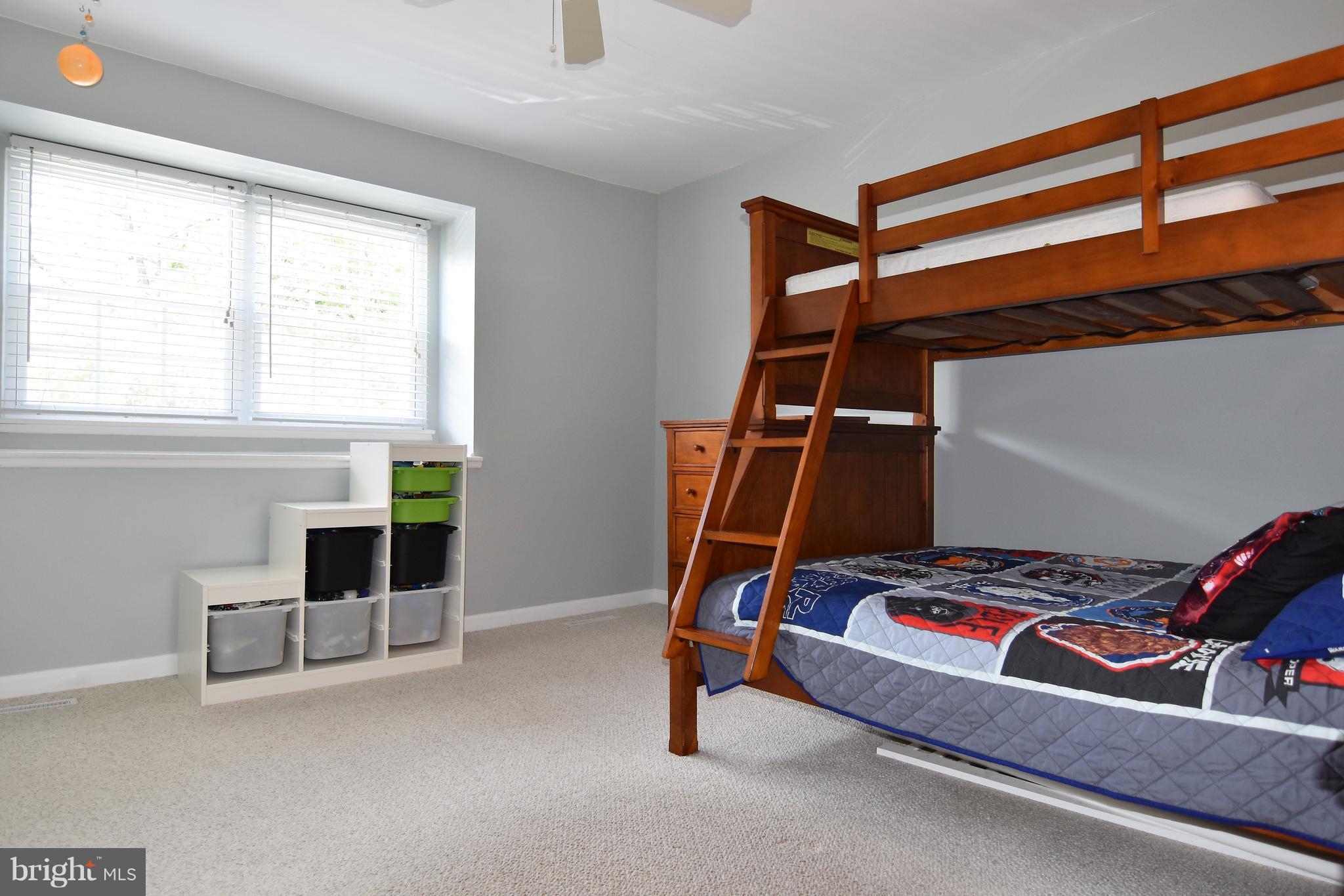 MILLERSVILLE - Residential