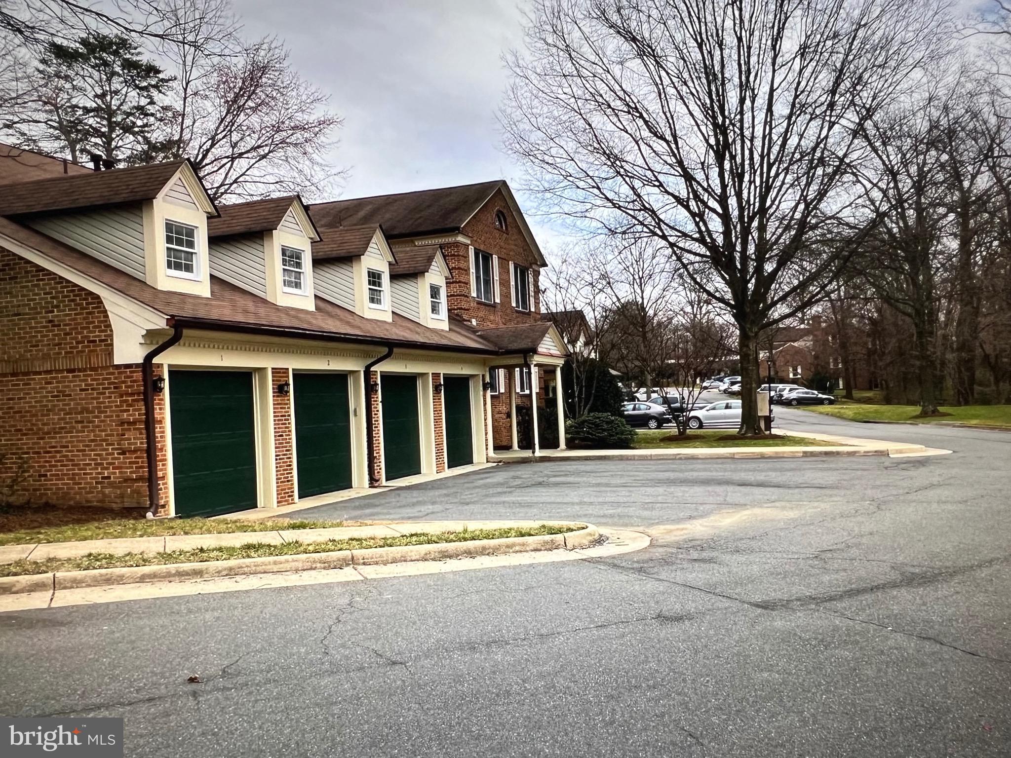 GLEN HOLLOW - Residential Lease