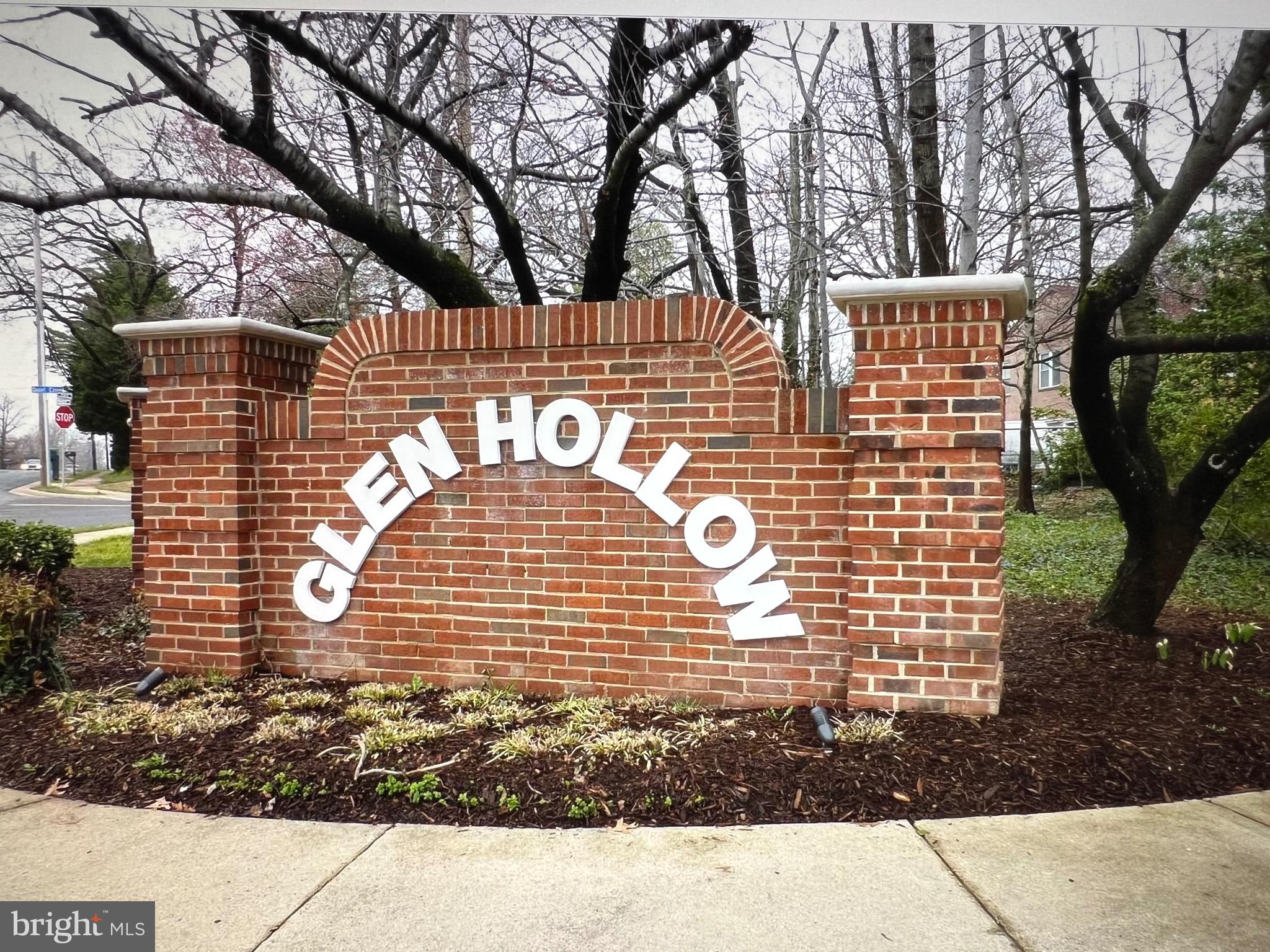 GLEN HOLLOW - Residential Lease