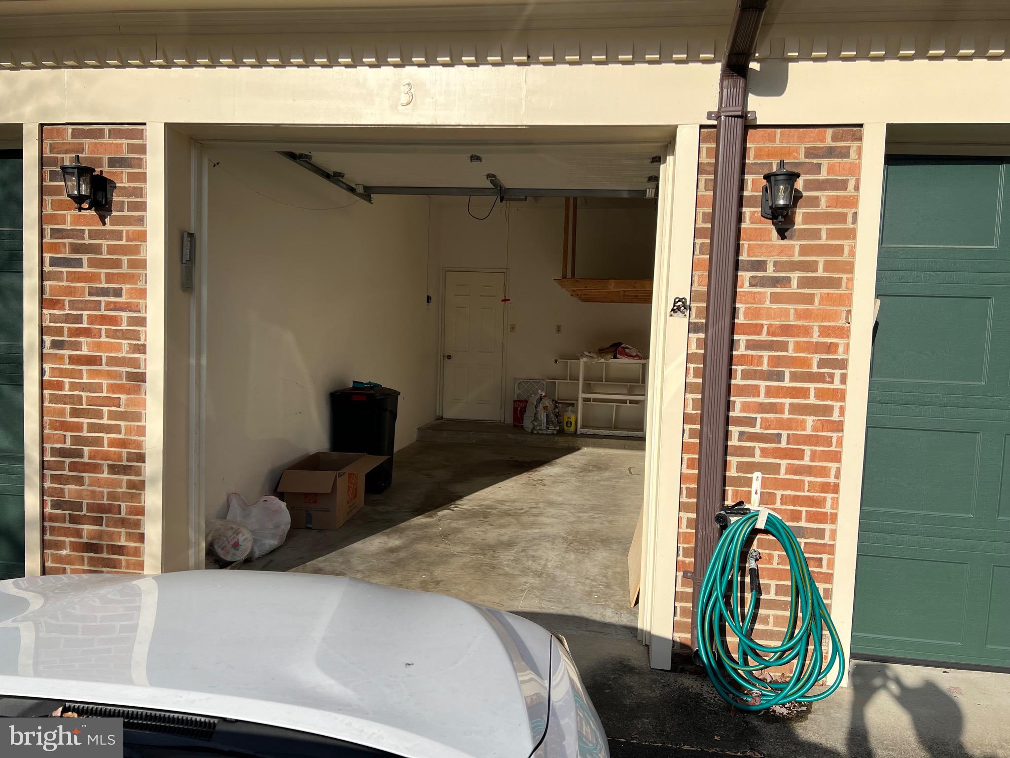 GLEN HOLLOW - Residential Lease