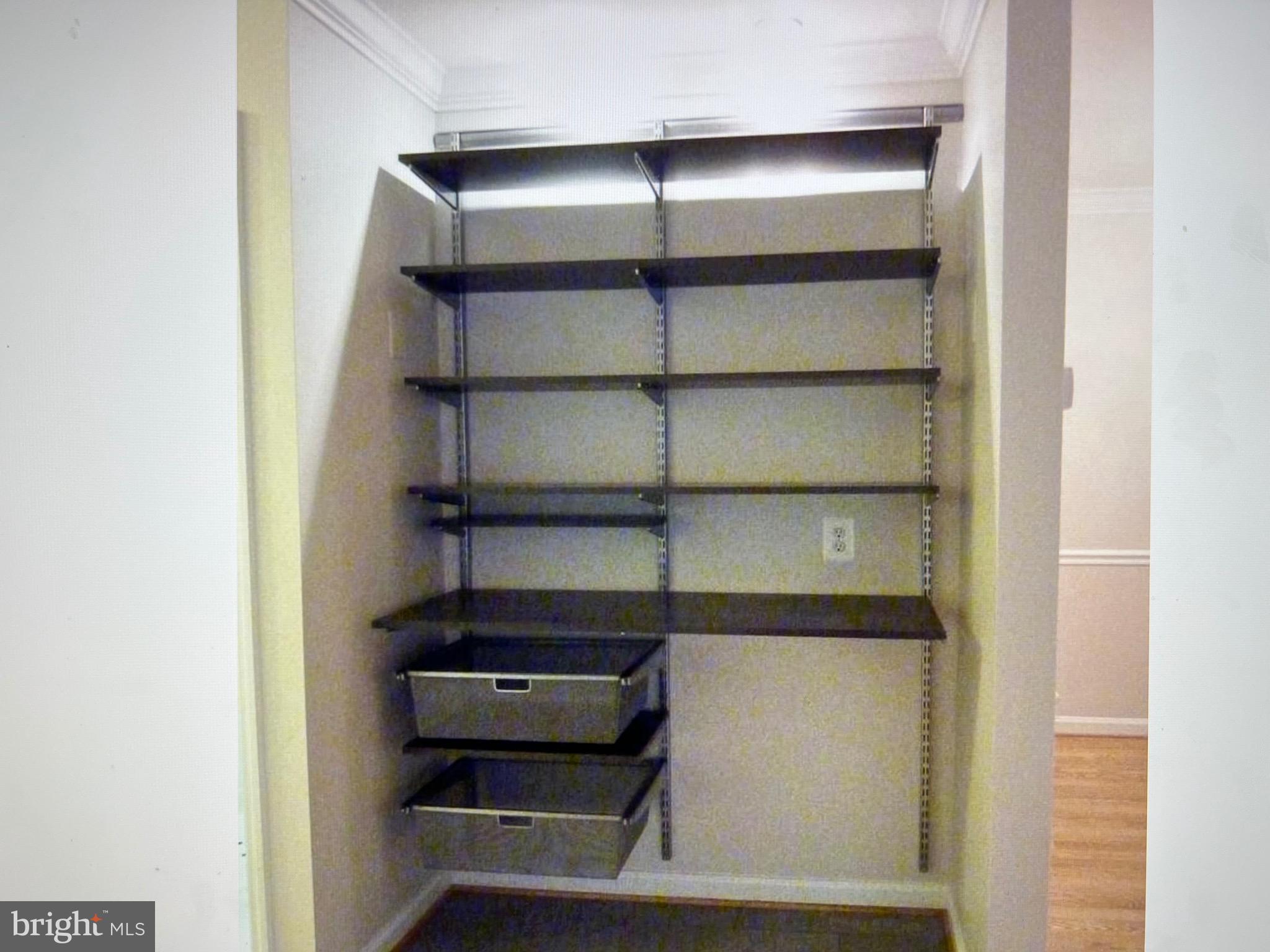 GLEN HOLLOW - Residential Lease