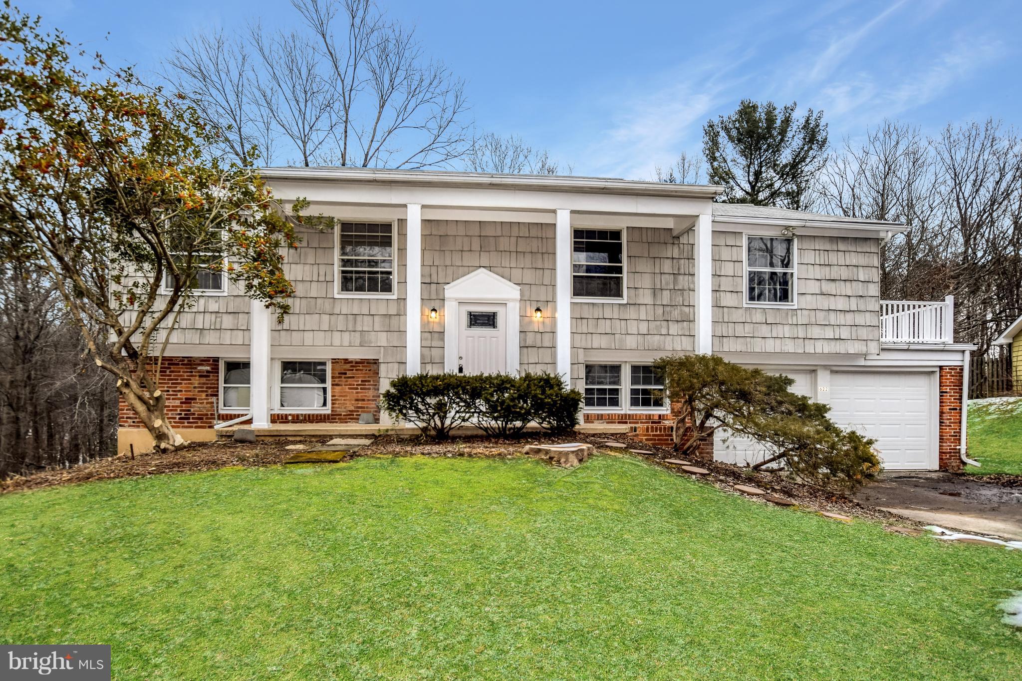 Fantastic Fully Renovated 4 Bedroom 3 Full Bath Home Backing to Woods w/ Oversized Garage! Luxurious Open Floor Plan w/ Granite Counters, Stainless Appliances, and Solid Wood Cabinets! Entire House has been renovated to perfection! Large Private Lot! Come Make it Yours Today!