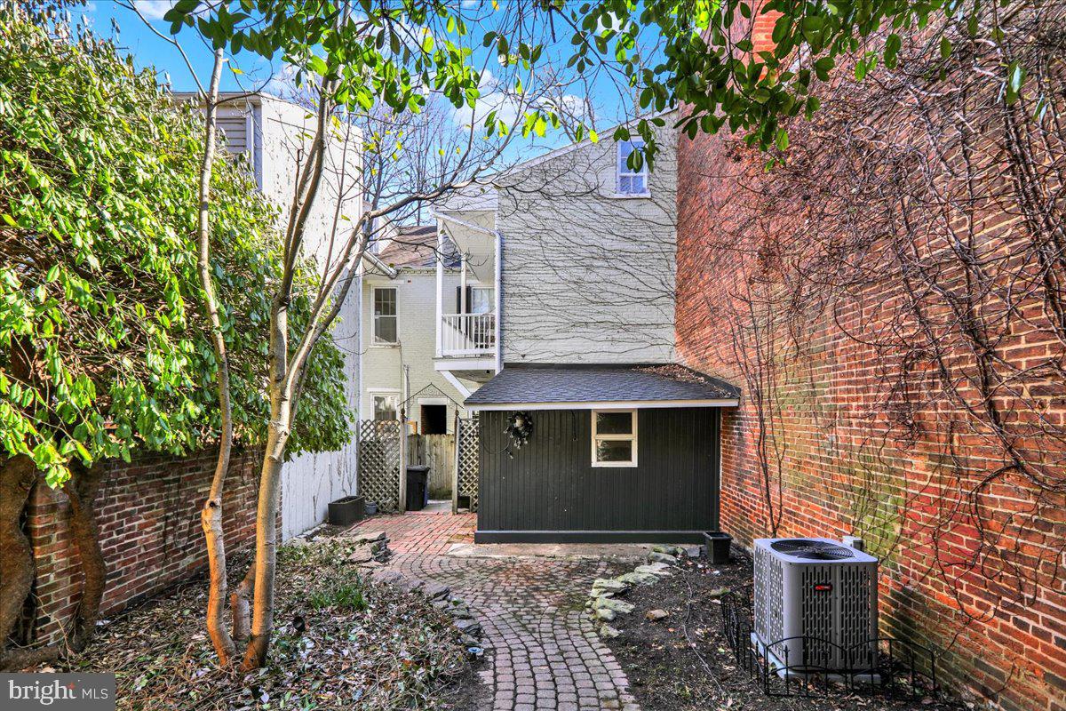 WEST END-HISTORIC - Residential