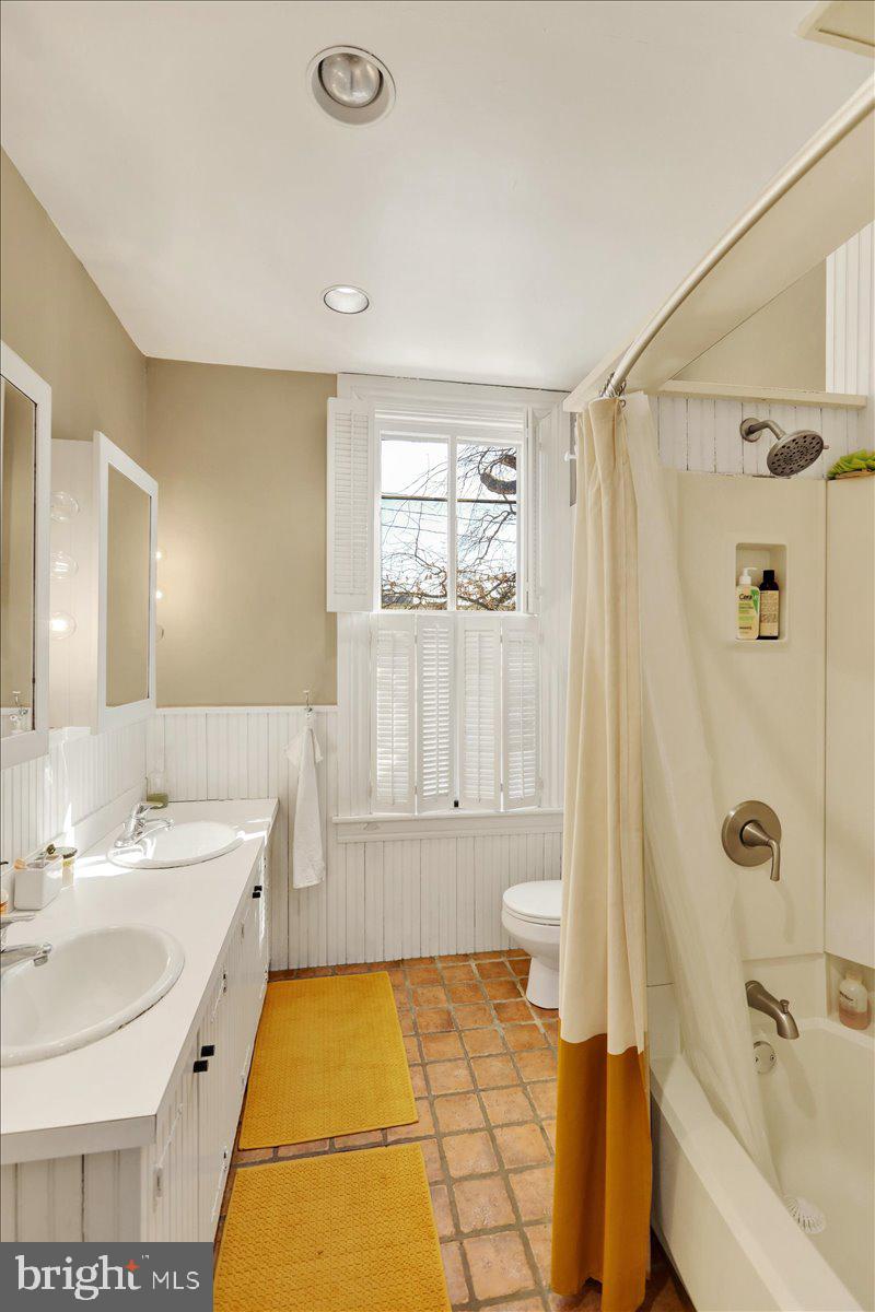 WEST END-HISTORIC - Residential