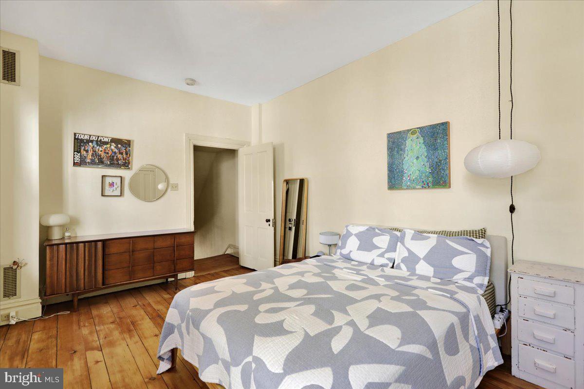 WEST END-HISTORIC - Residential