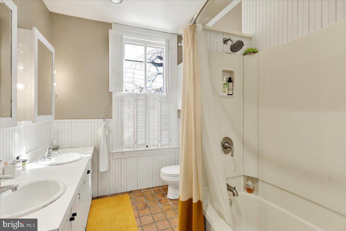 WEST END-HISTORIC - Residential