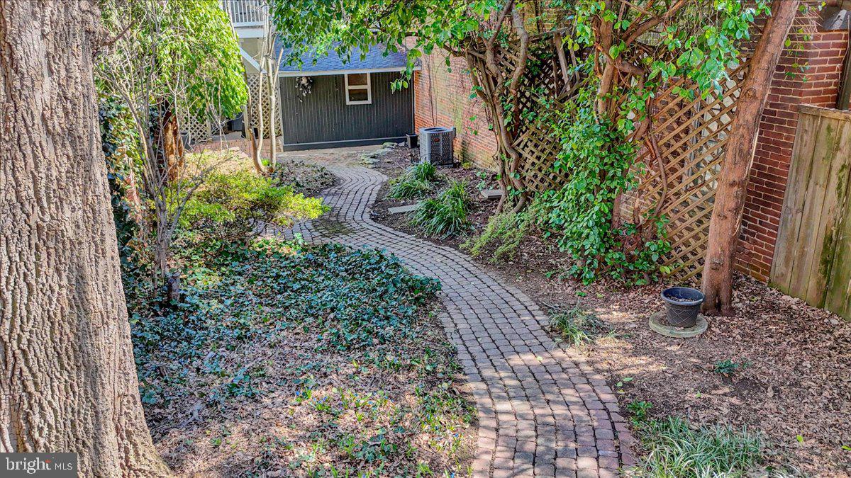 WEST END-HISTORIC - Residential