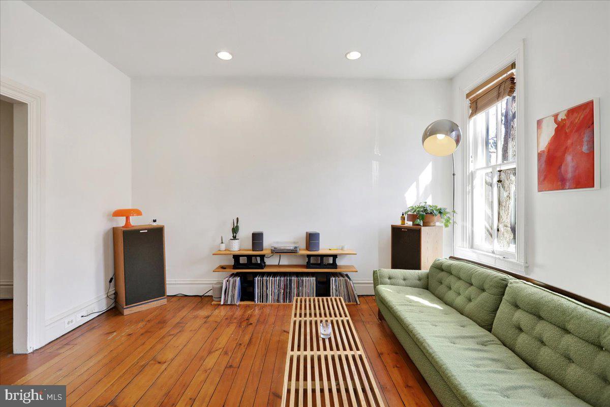 WEST END-HISTORIC - Residential