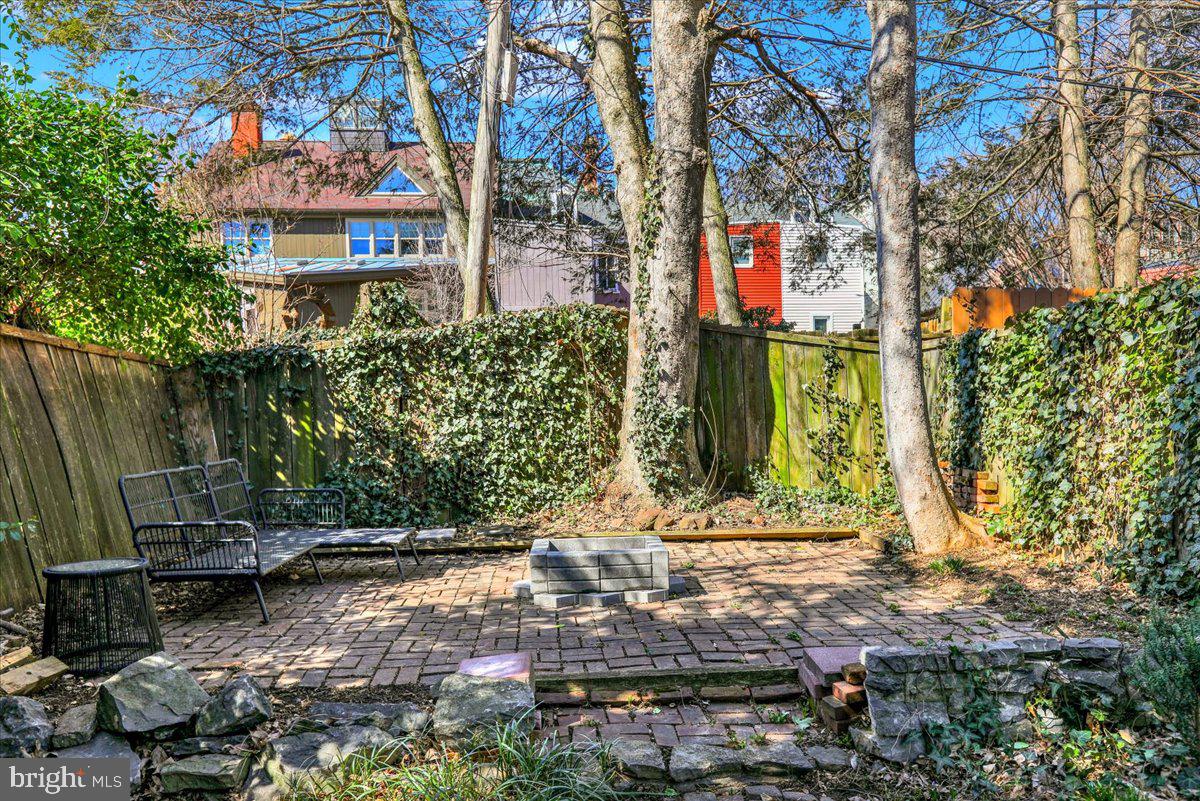 WEST END-HISTORIC - Residential