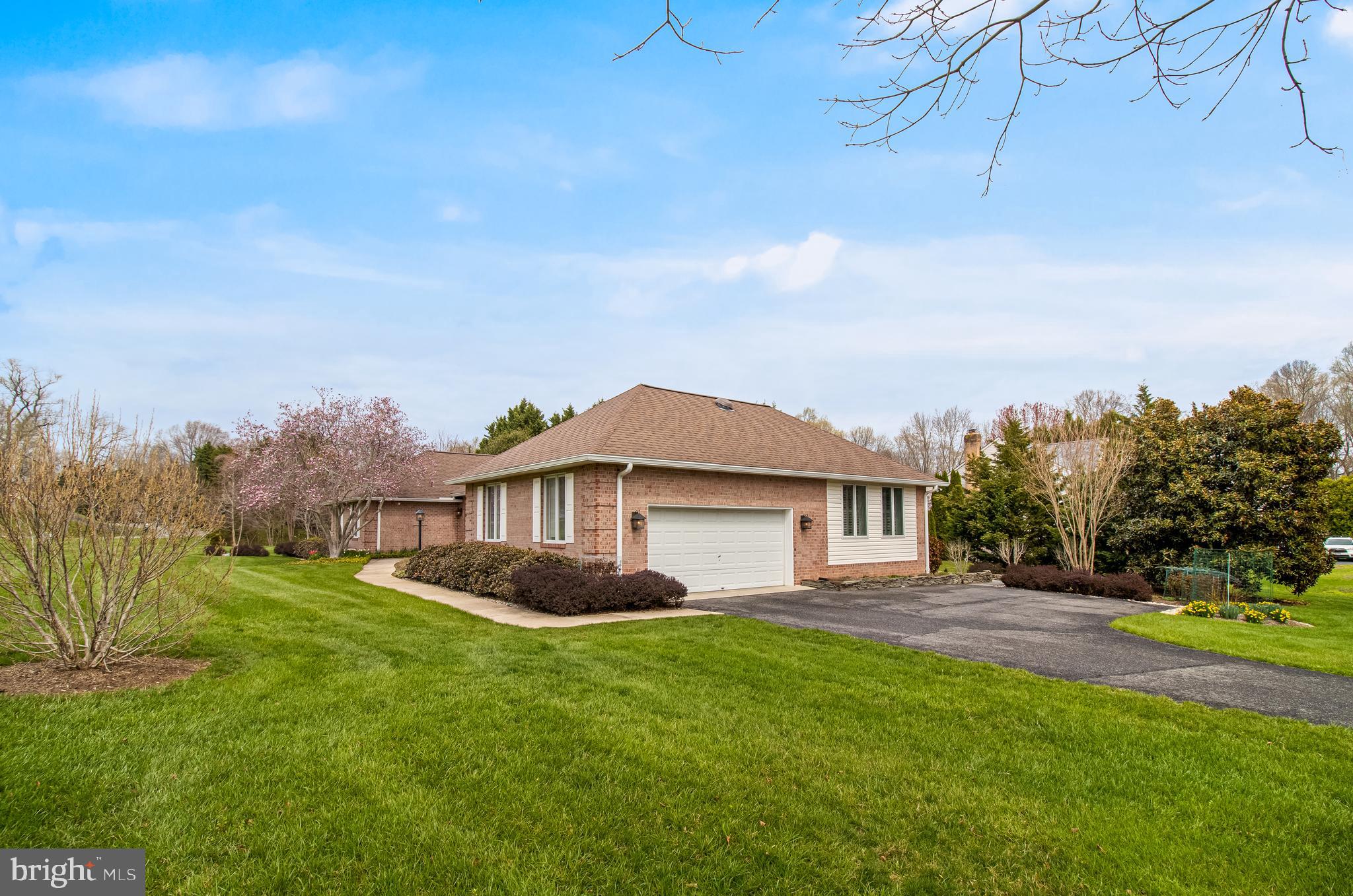 PEACH BLOSSOM FARM - Residential