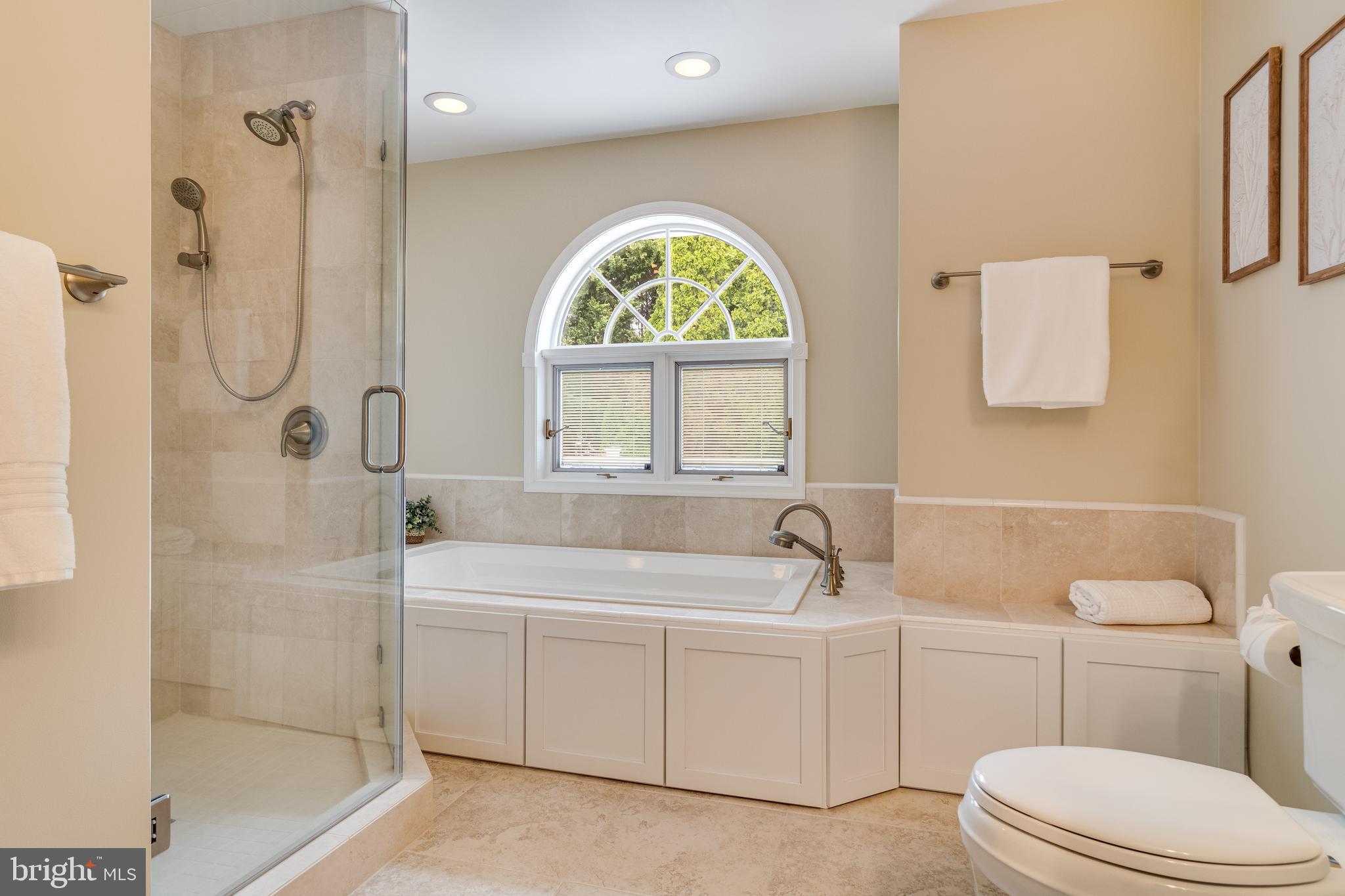 PEACH BLOSSOM FARM - Residential