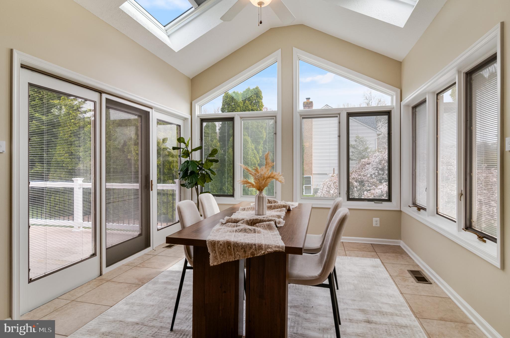 PEACH BLOSSOM FARM - Residential