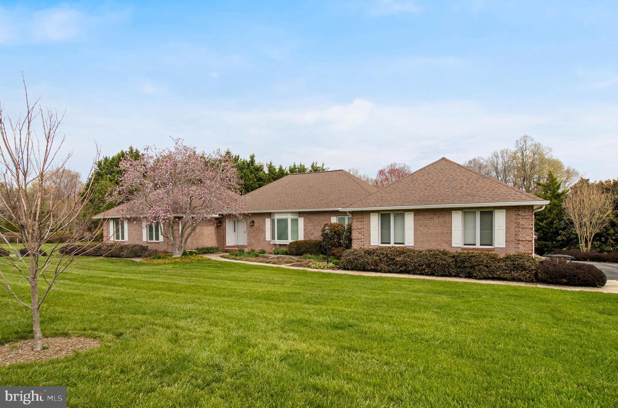 PEACH BLOSSOM FARM - Residential