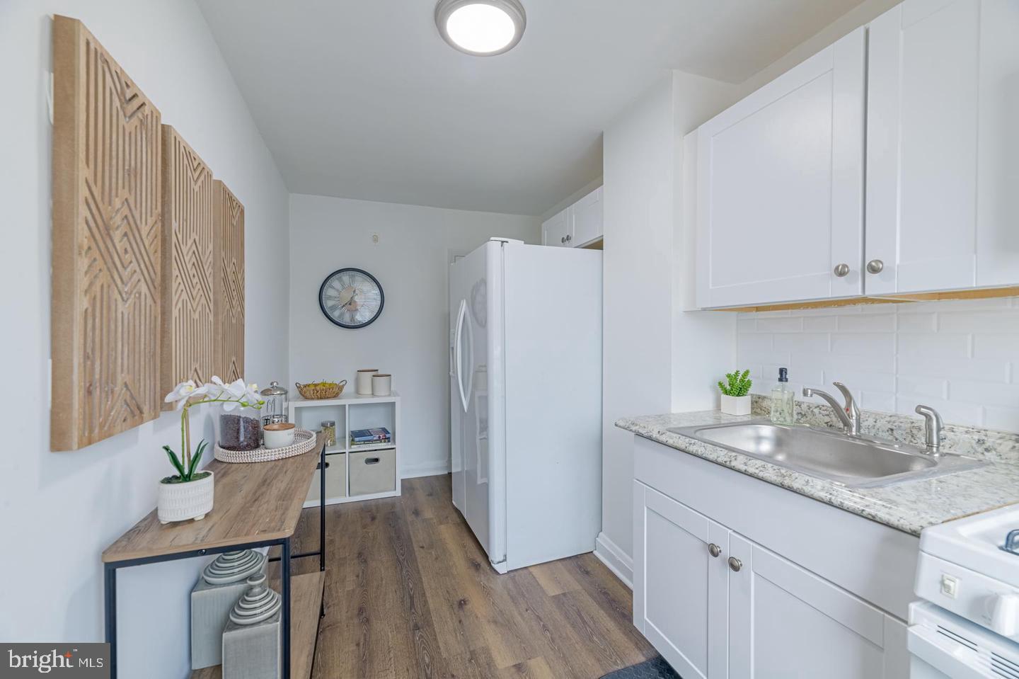 RIDGELEIGH - Residential Lease