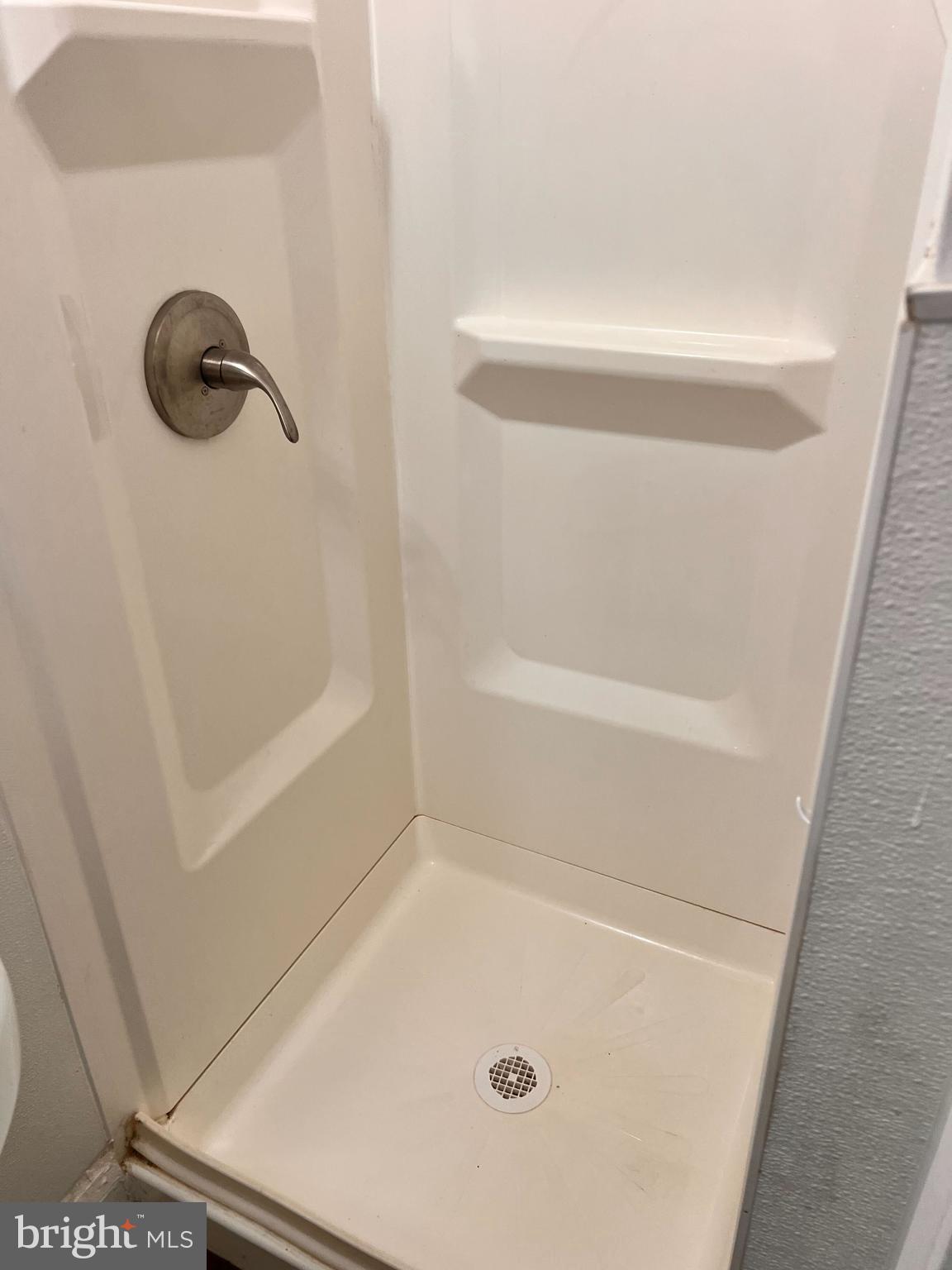 RIDGELEIGH - Residential Lease