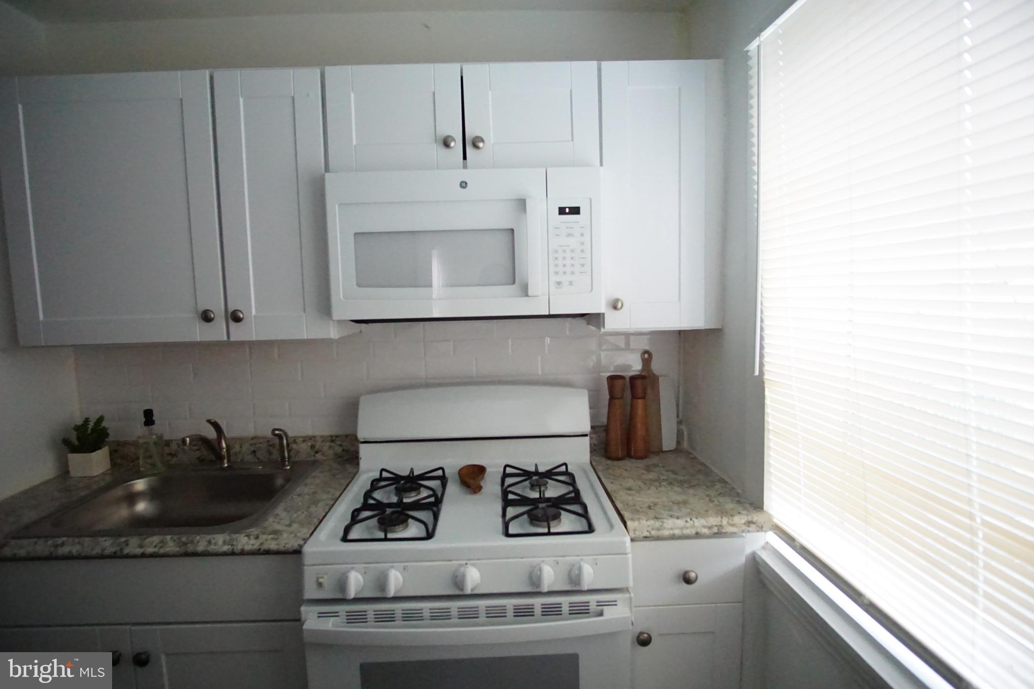 RIDGELEIGH - Residential Lease