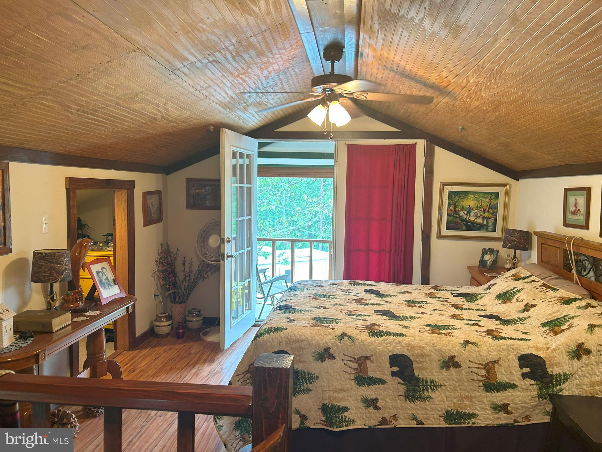 PINE RIDGE RANCHETTES - Residential