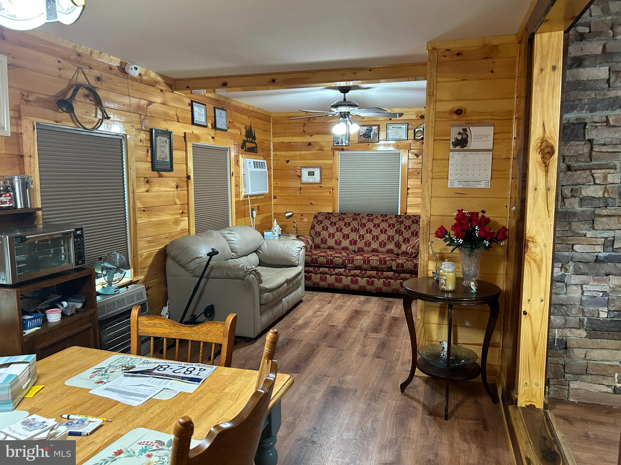 PINE RIDGE RANCHETTES - Residential