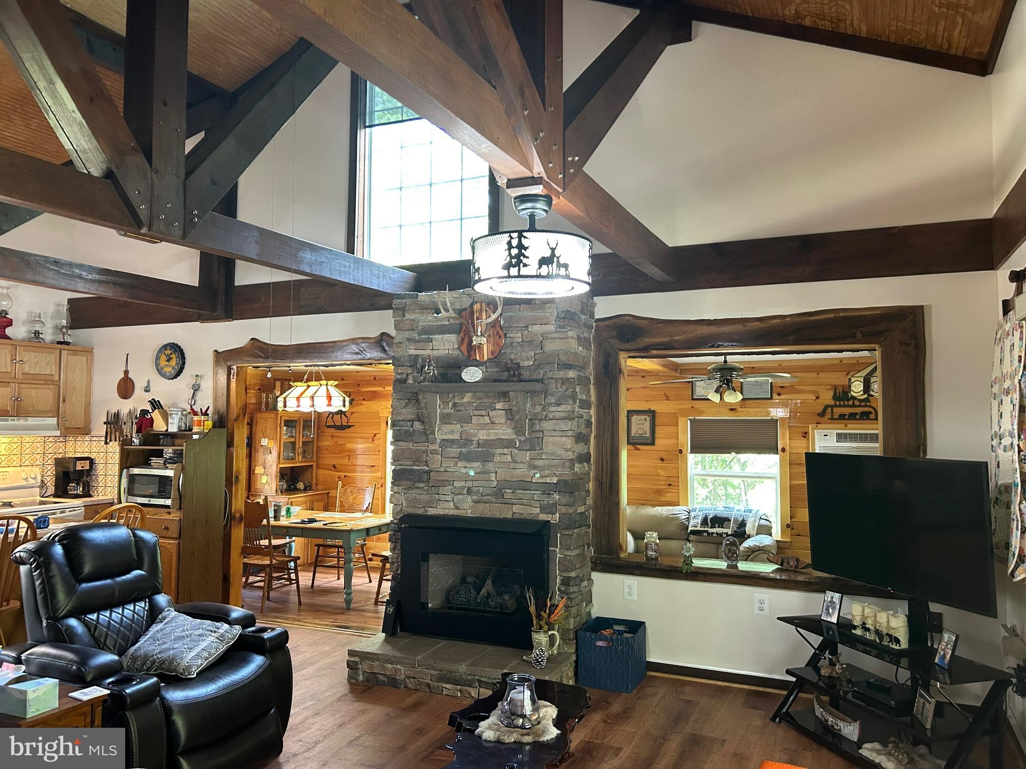 PINE RIDGE RANCHETTES - Residential