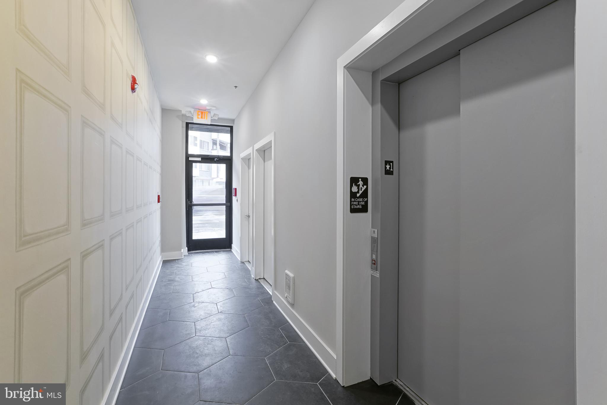 FAIRMOUNT - Residential Lease