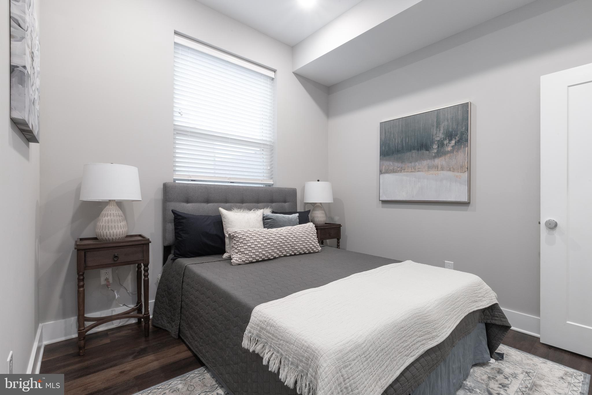 FAIRMOUNT - Residential Lease