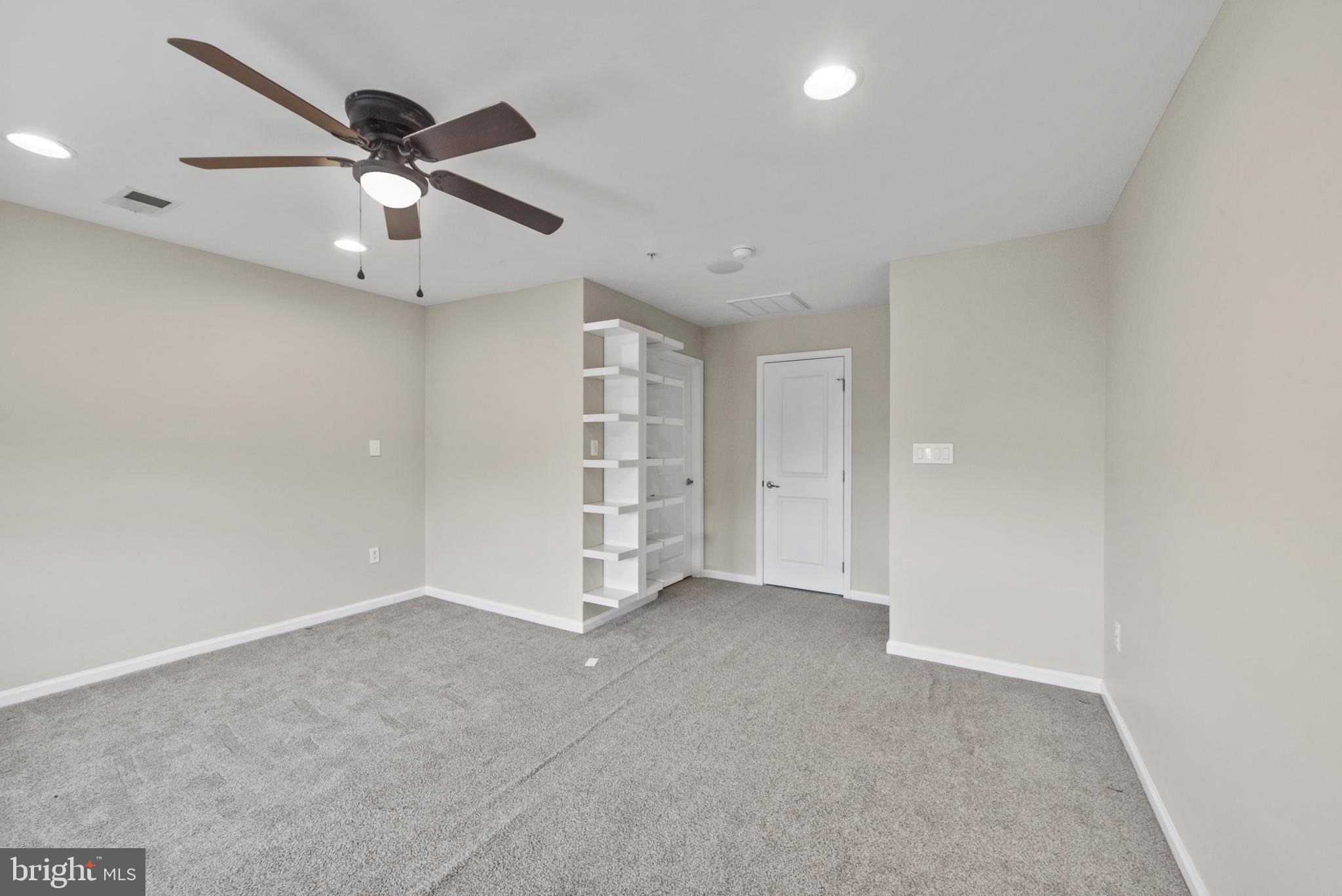 O'DONNELL SQUARE - Residential Lease