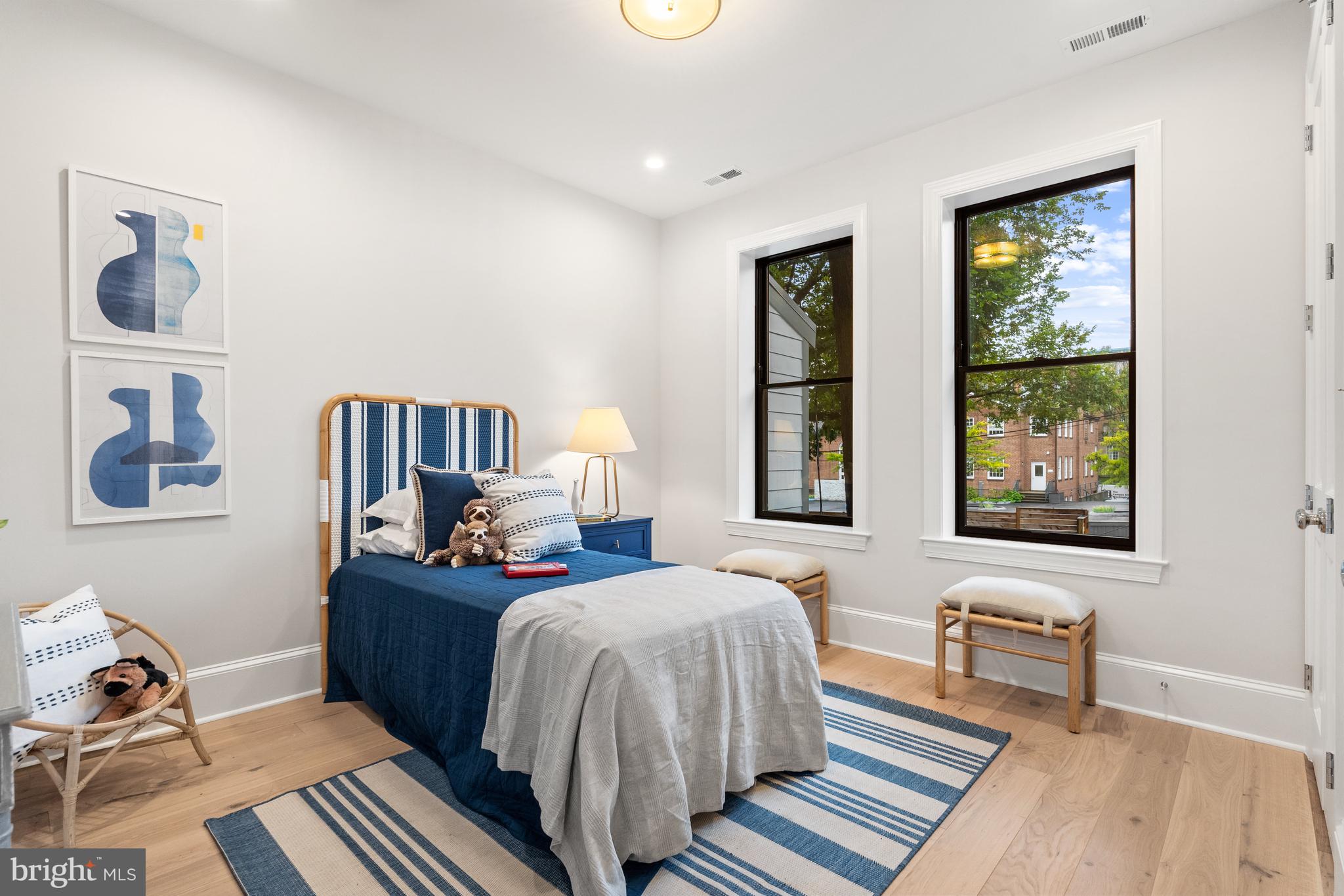 OBSERVATORY CIRCLE - Residential