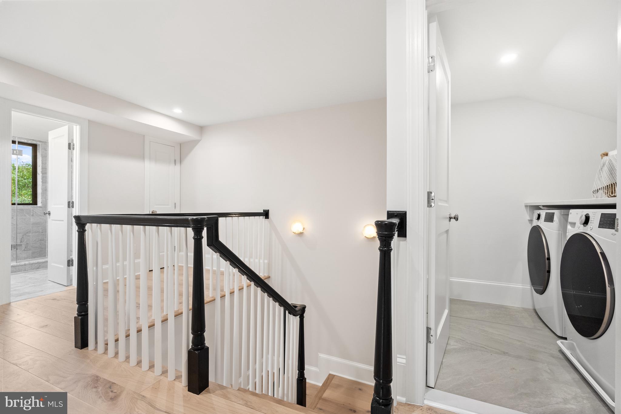 OBSERVATORY CIRCLE - Residential