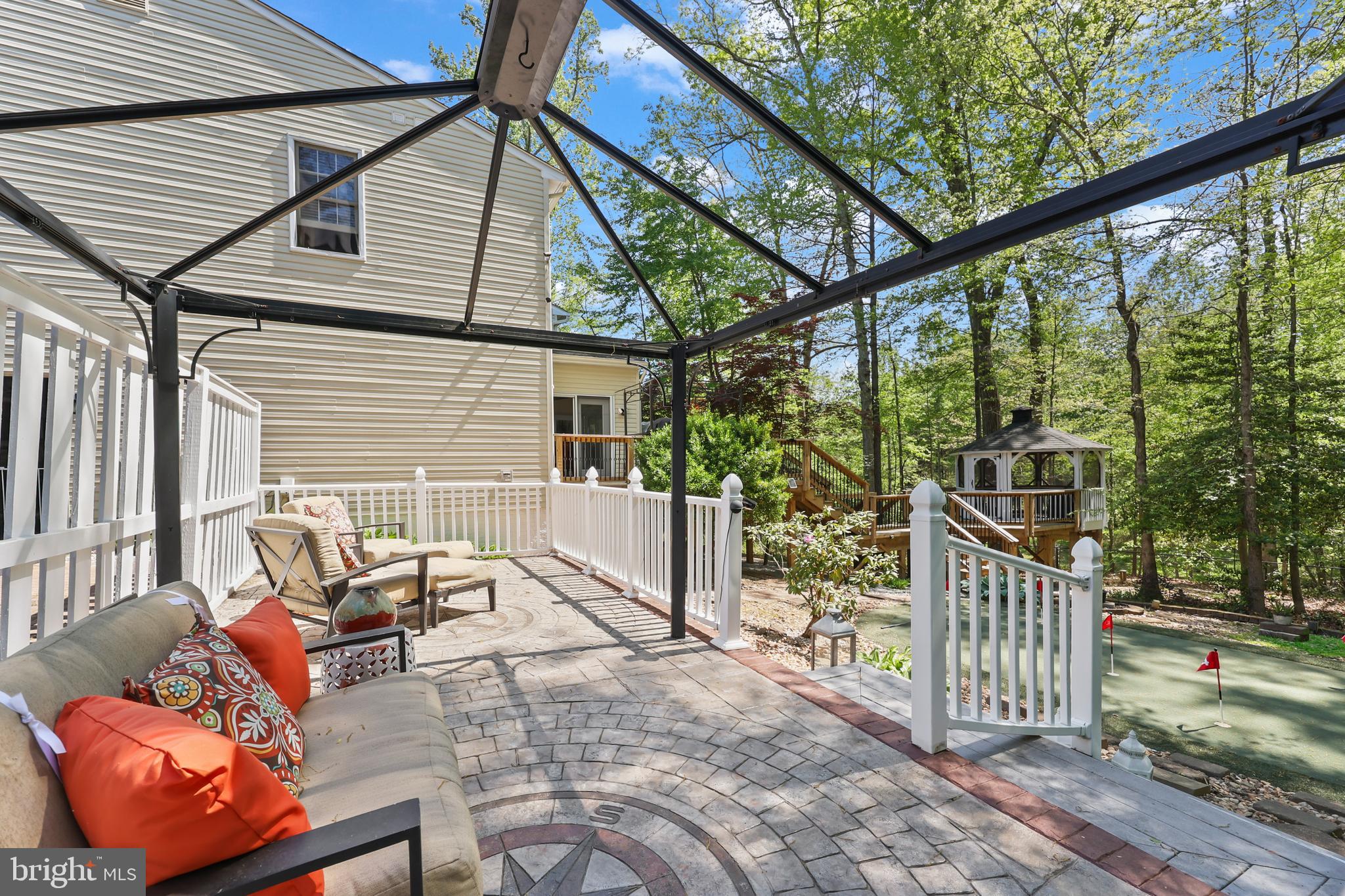 BRENBROOKE - Residential