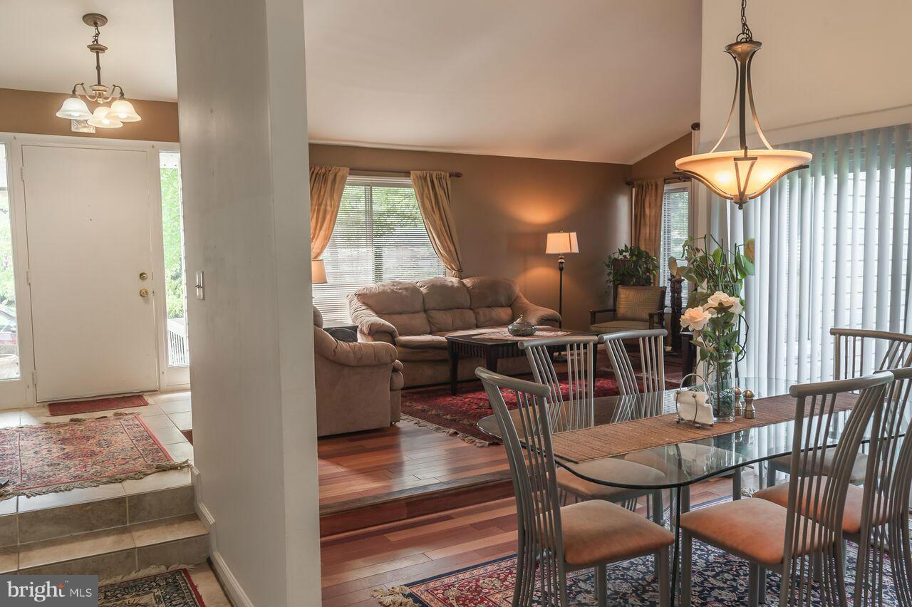 SUGARLAND RUN - Residential