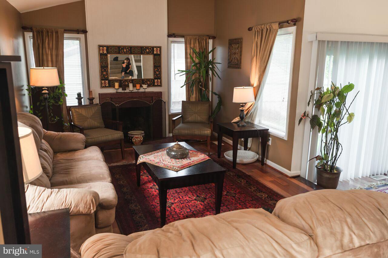 SUGARLAND RUN - Residential