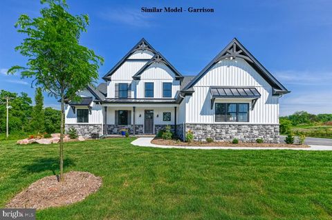 3180 HAMPSHIRE DRIVE AR #7 YORK PA 17406
