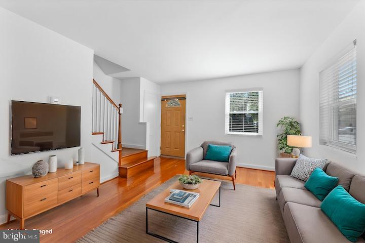 733 S FAYETTE STREET