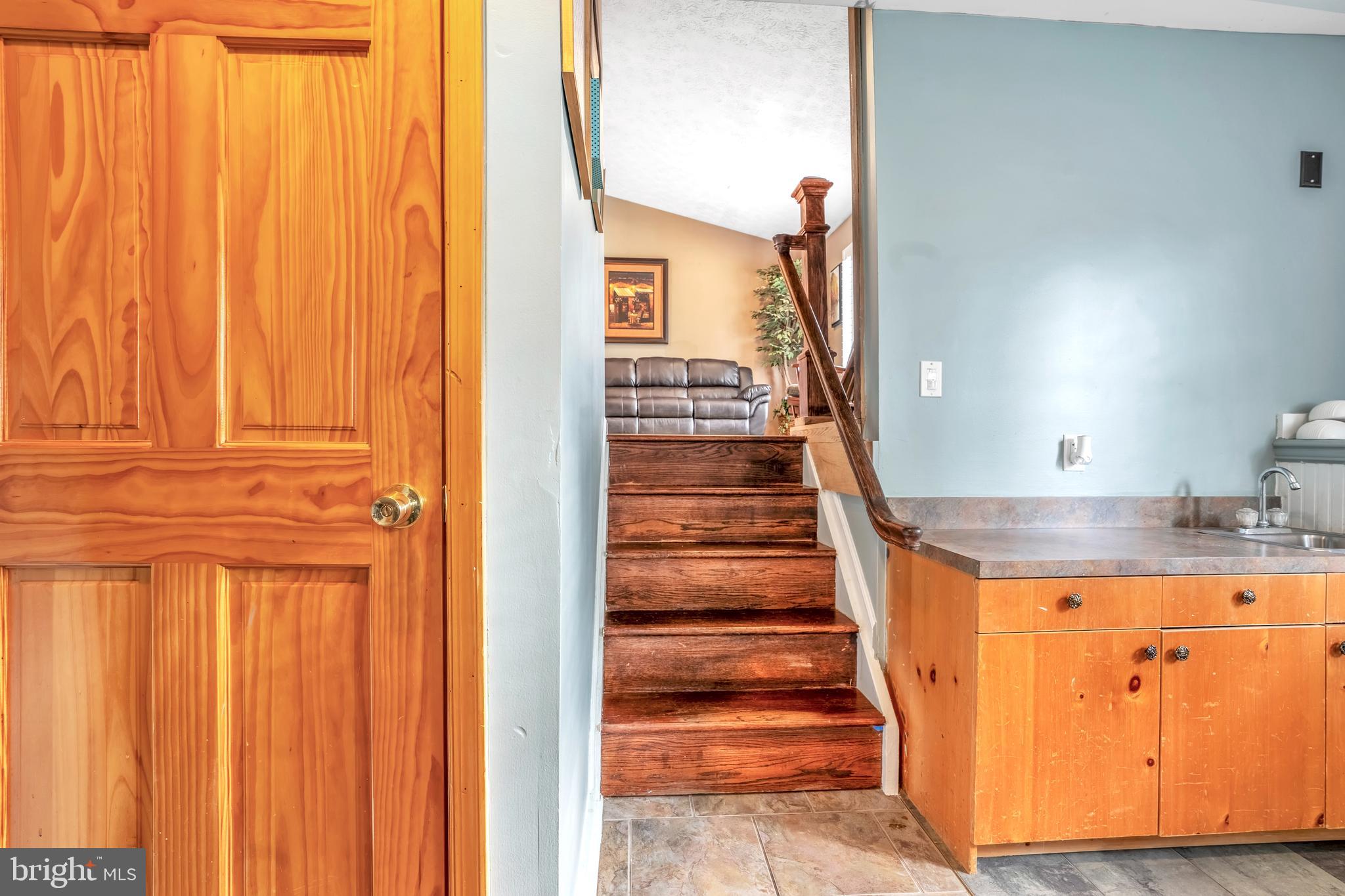 FOUR SEASONS ESTATES - Residential