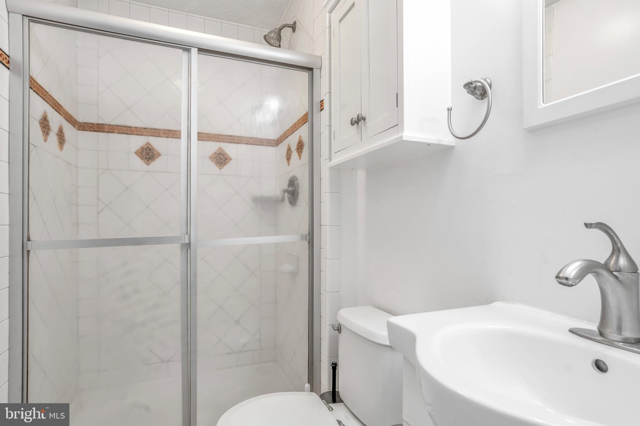 FOUR SEASONS ESTATES - Residential