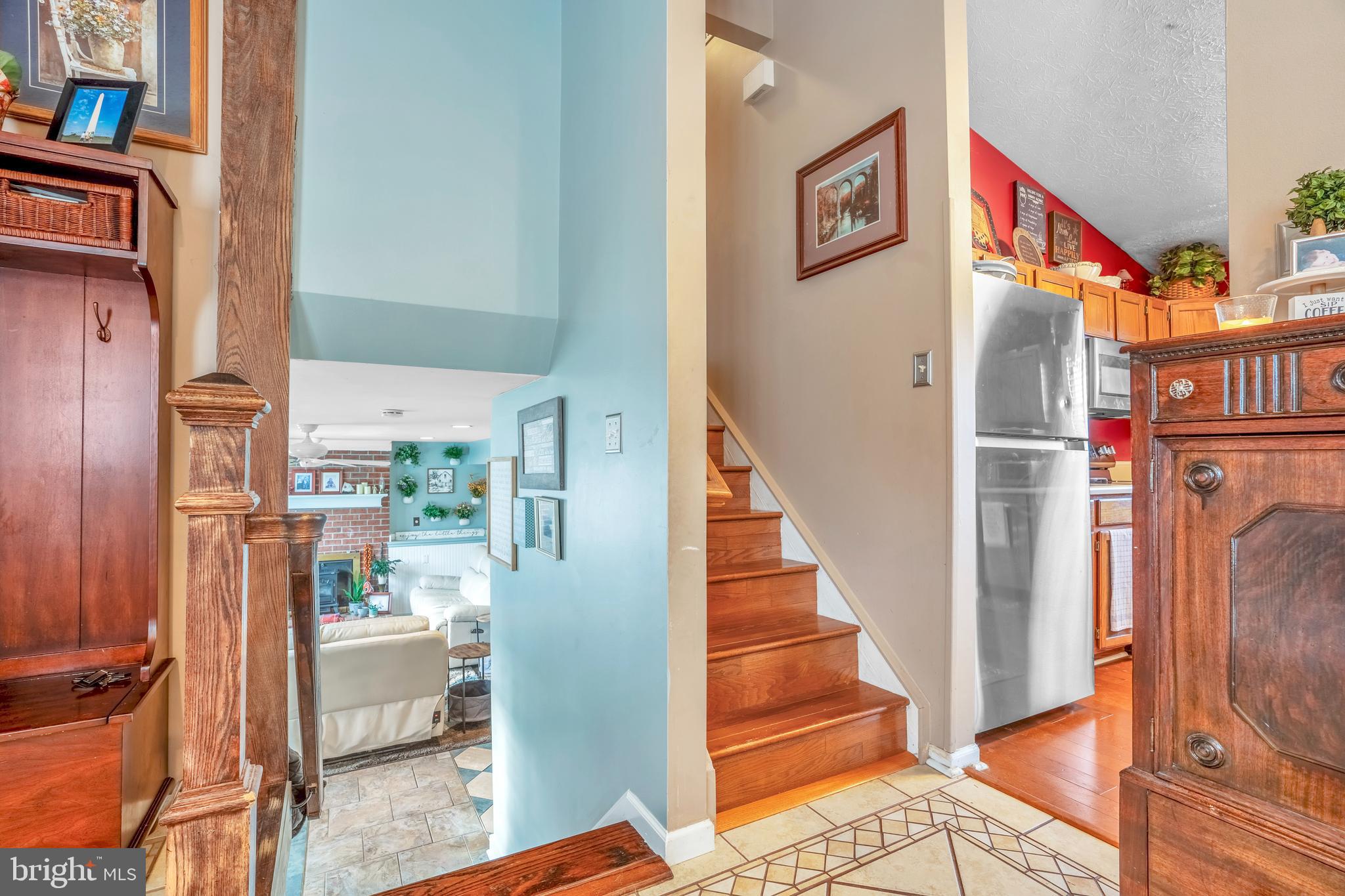 FOUR SEASONS ESTATES - Residential