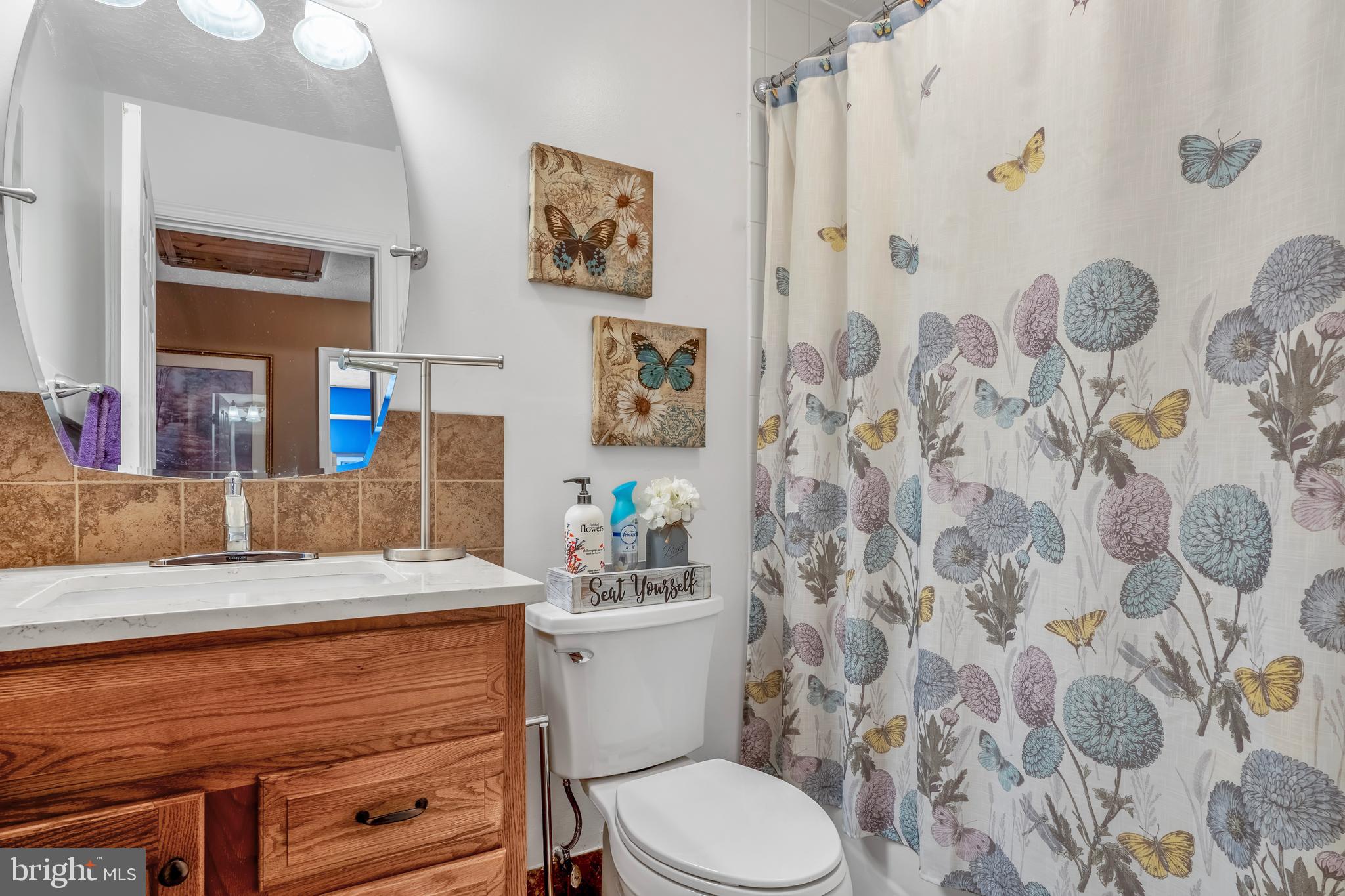 FOUR SEASONS ESTATES - Residential