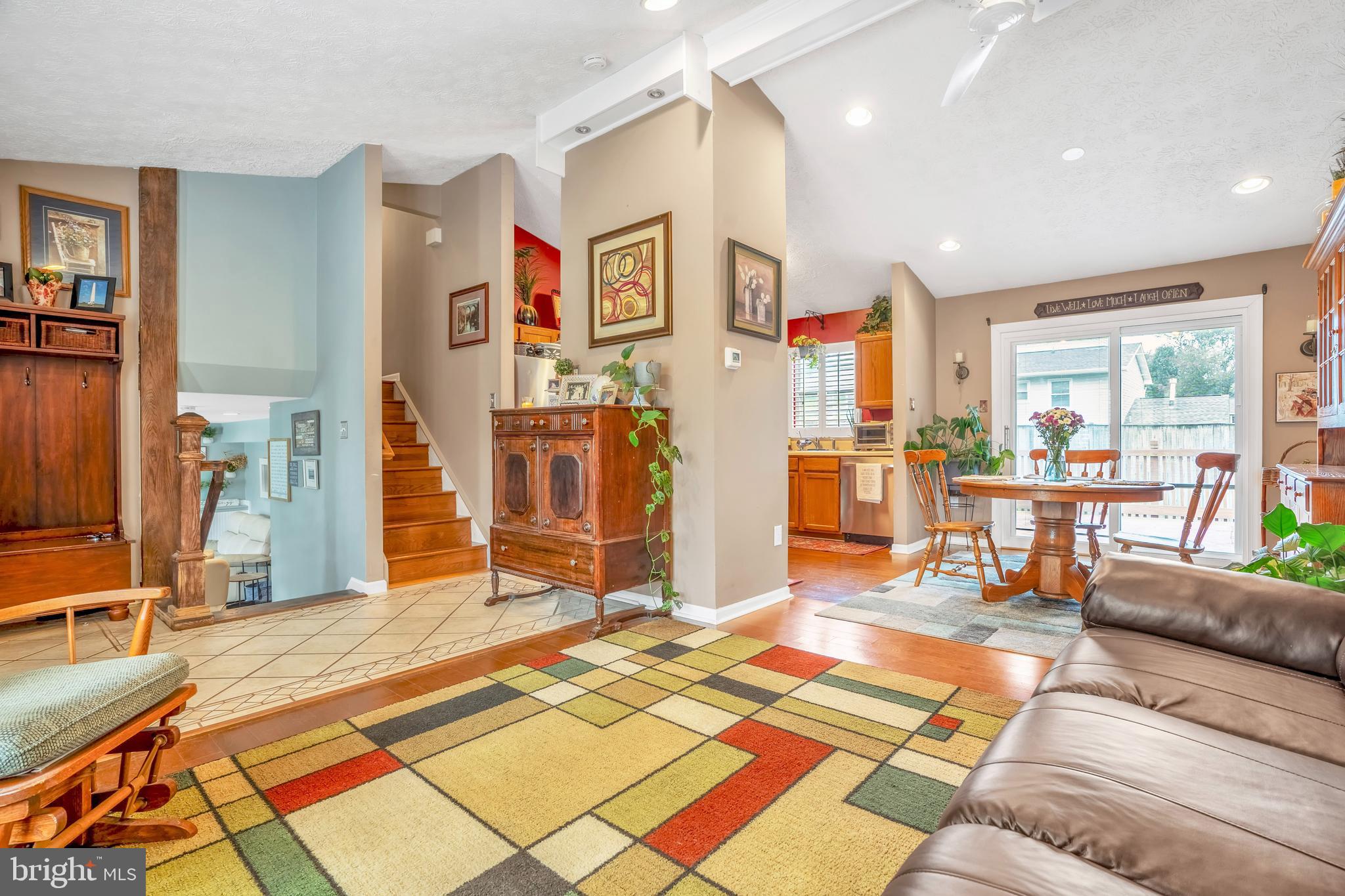 FOUR SEASONS ESTATES - Residential