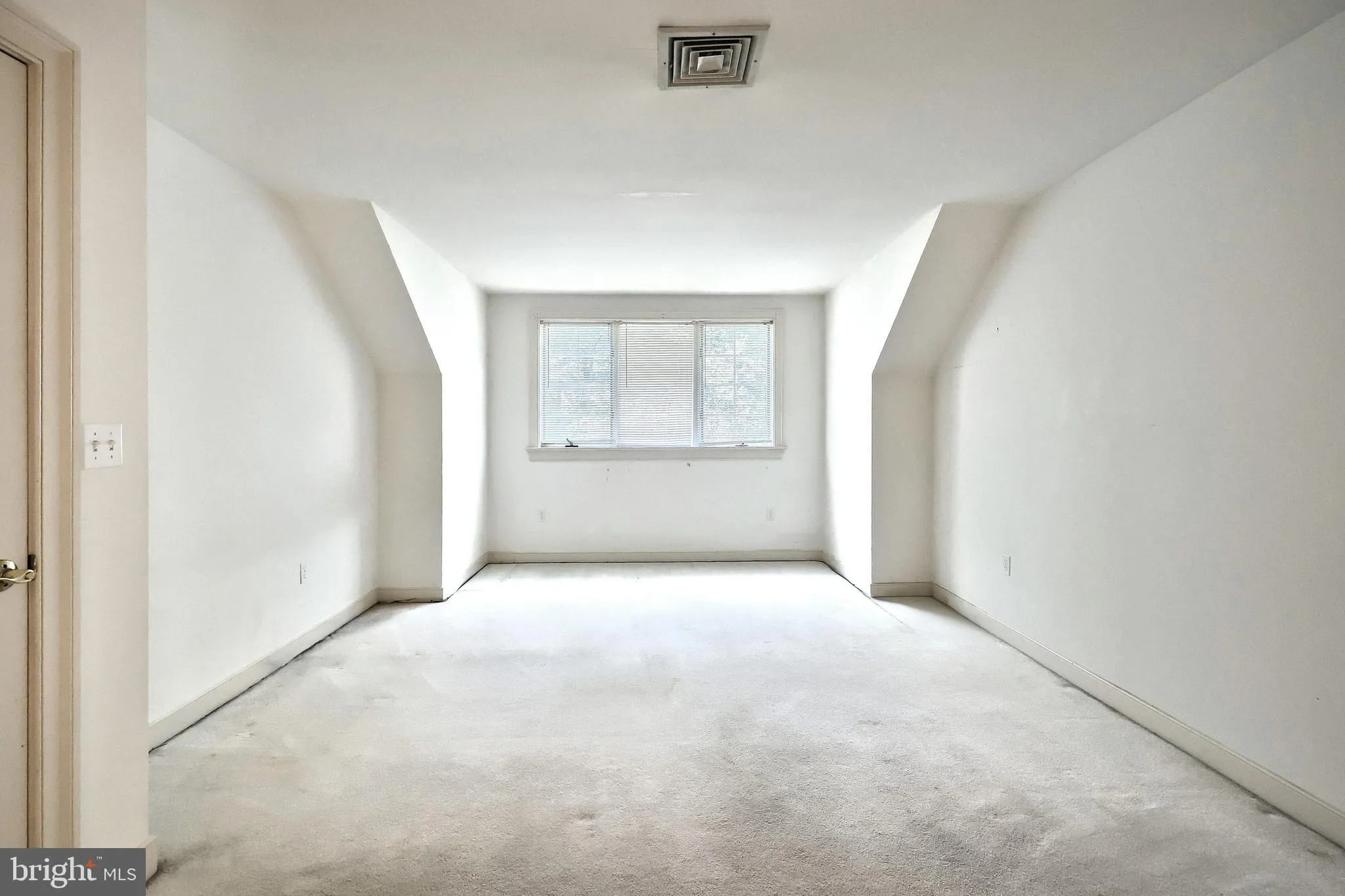 York, Pennsylvania 17403, United States, 3 Bedrooms Bedrooms, ,3 BathroomsBathrooms,Residential,Active,193186