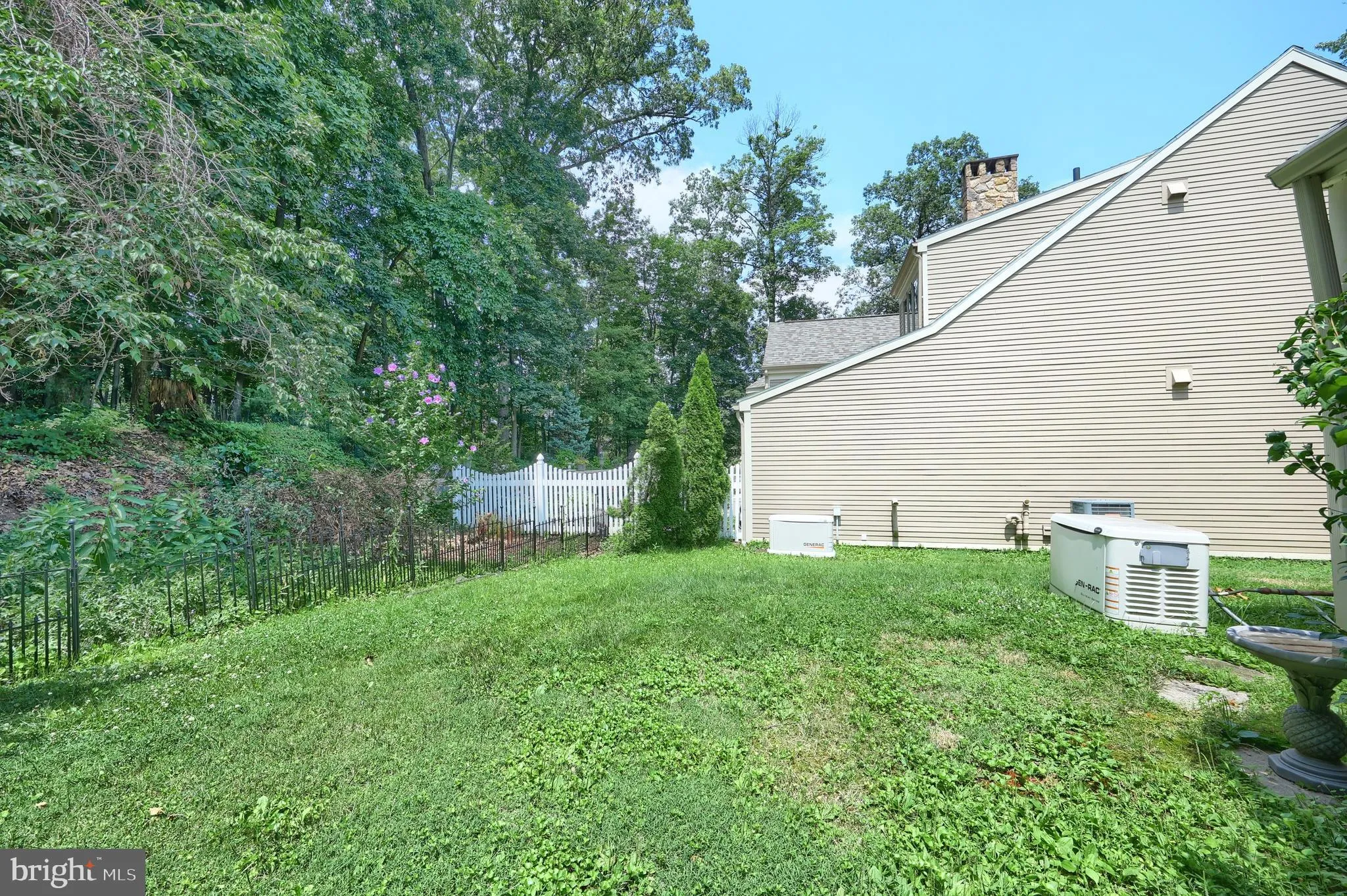 York, Pennsylvania 17403, United States, 3 Bedrooms Bedrooms, ,3 BathroomsBathrooms,Residential,Active,193186