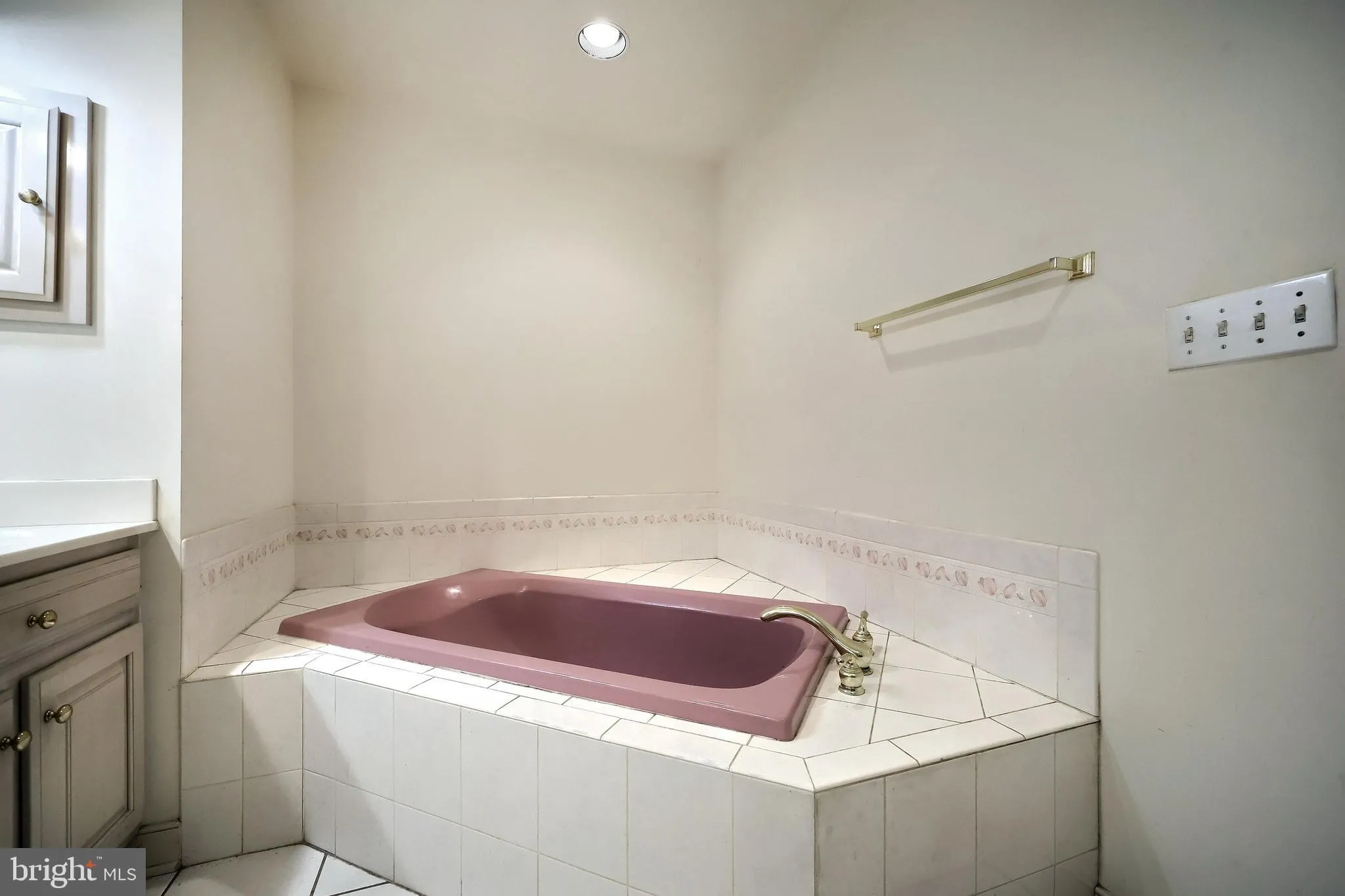 York, Pennsylvania 17403, United States, 3 Bedrooms Bedrooms, ,3 BathroomsBathrooms,Residential,Active,193186