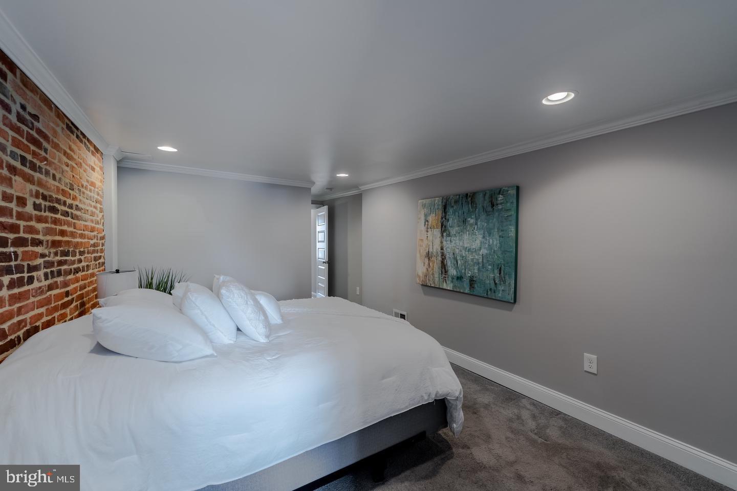 CANTON - Residential Lease