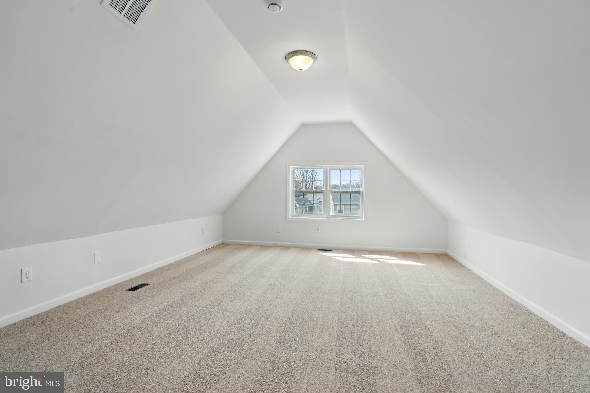 WOODGATE - Residential