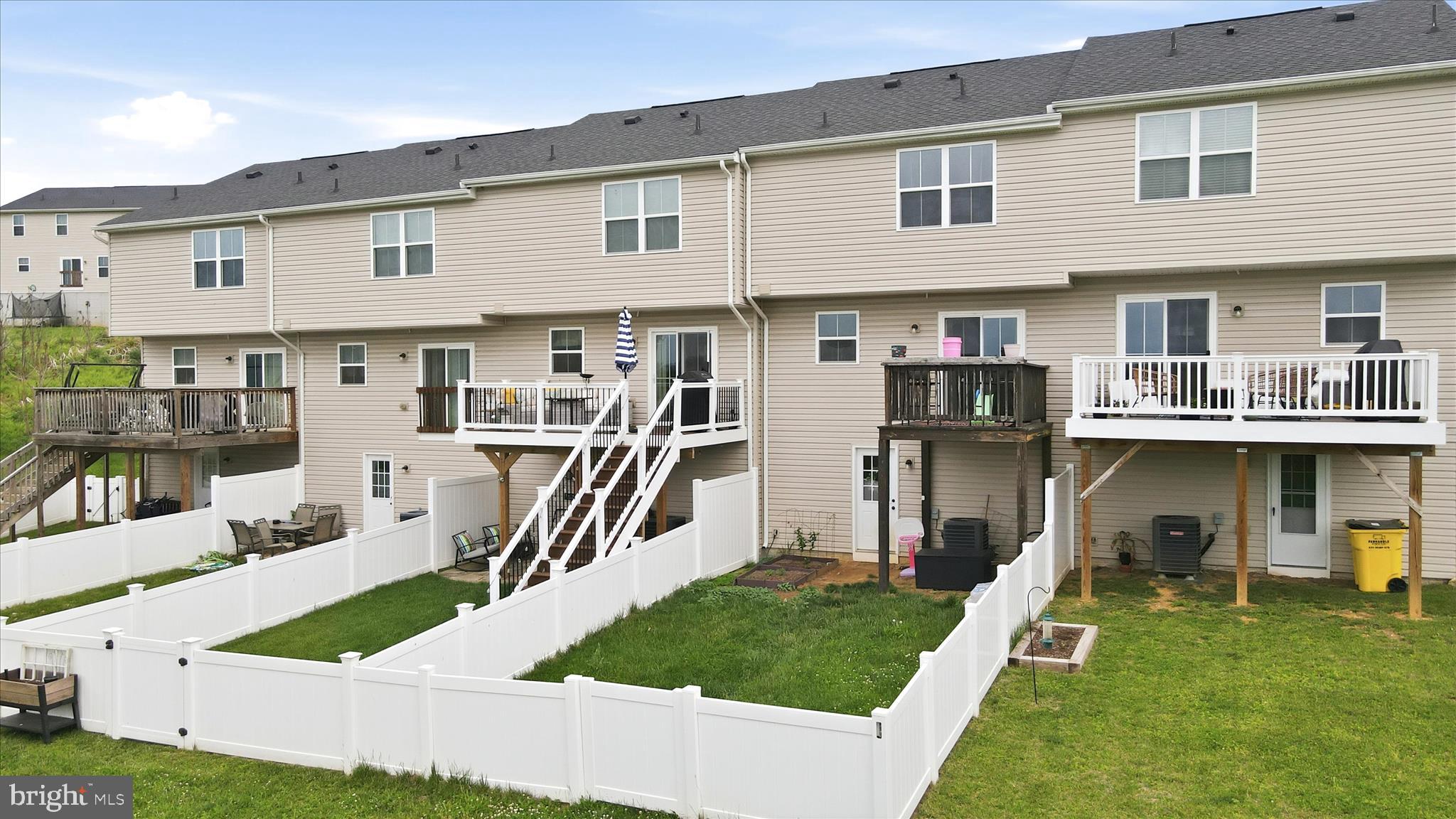 STONECREST - Residential