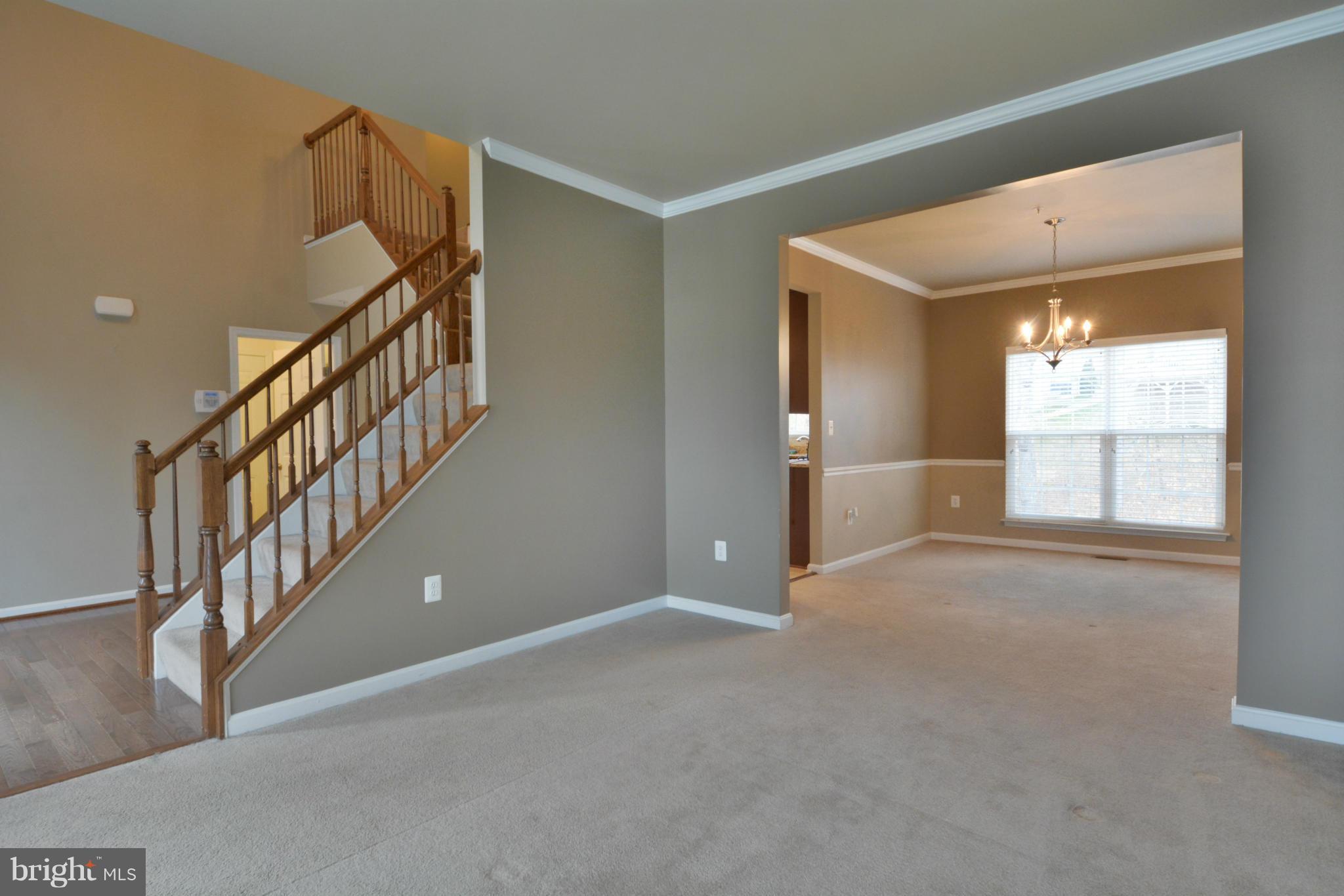 EAGLES POINTE - Residential