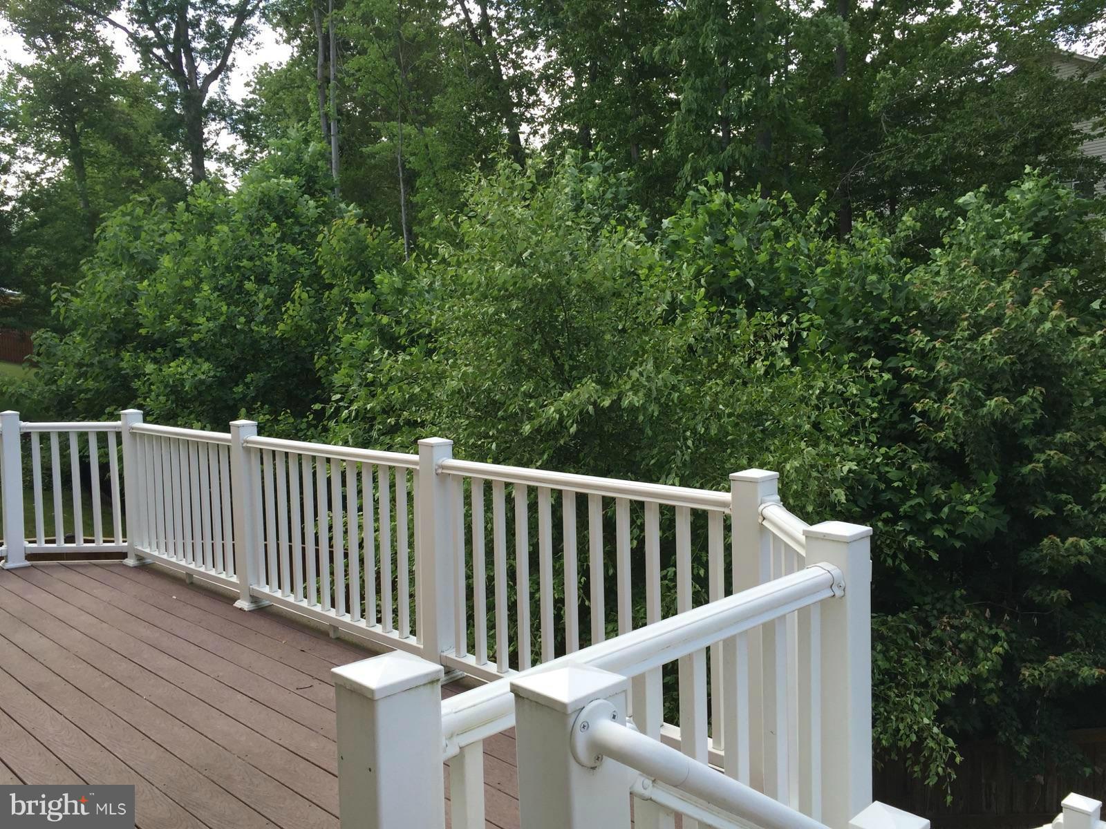 EAGLES POINTE - Residential