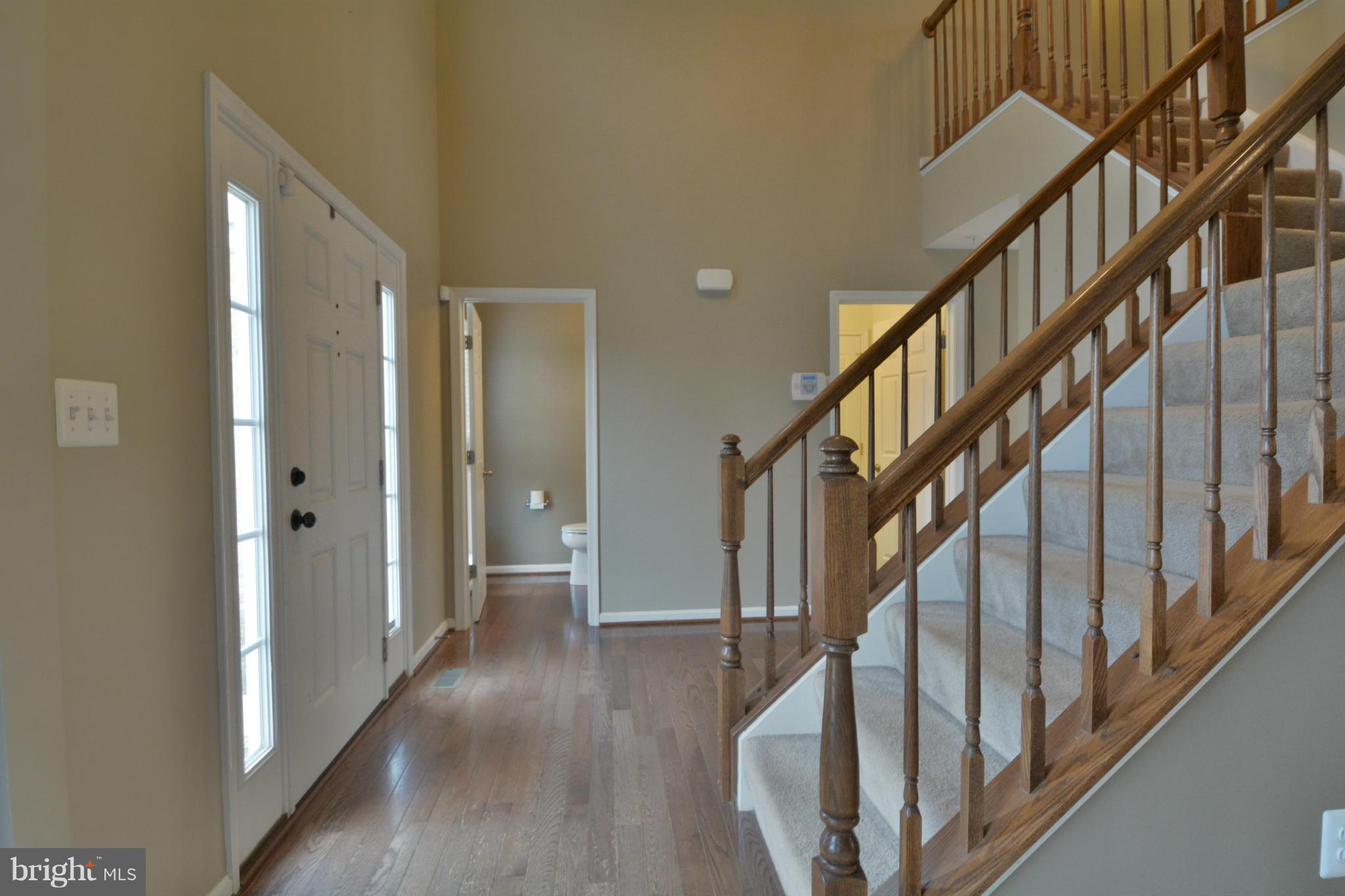 EAGLES POINTE - Residential