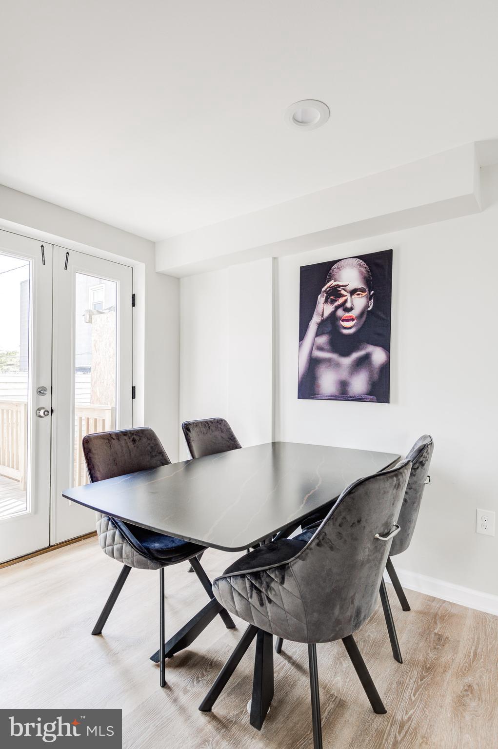 REISTERSTOWN STATION - Residential